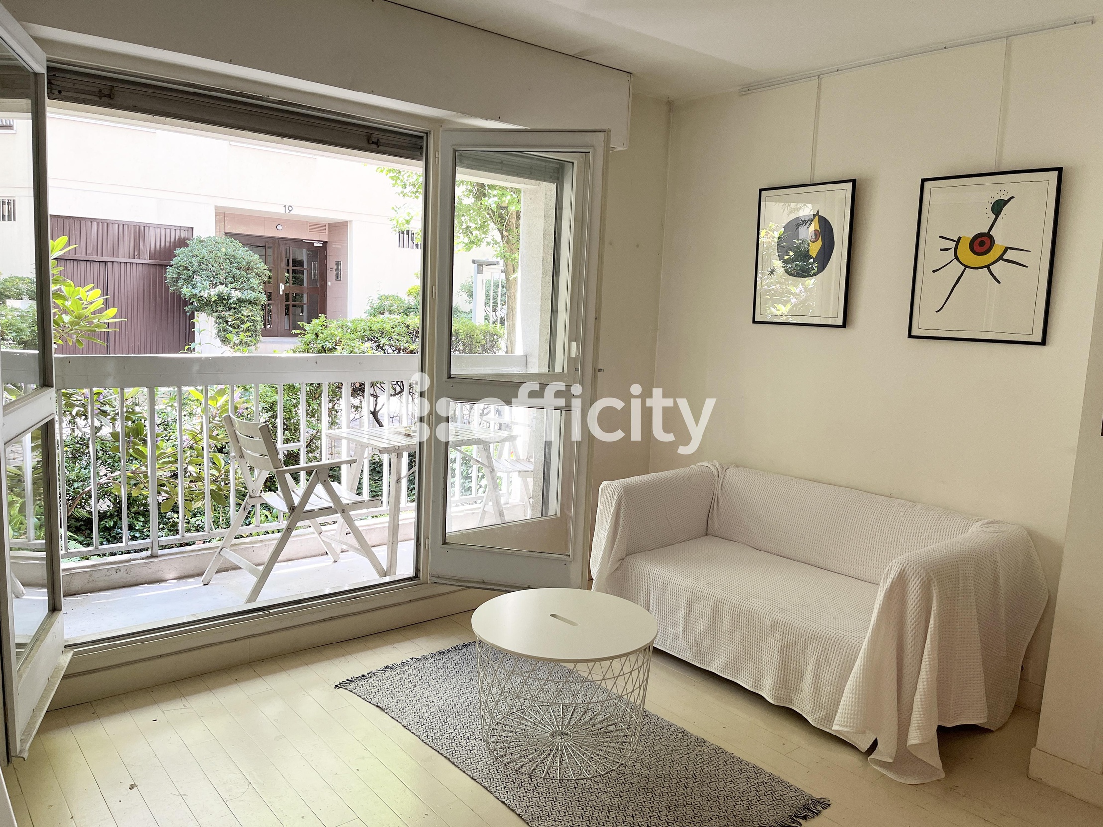 appartement 2 pièces - 44m2 à Paris (75020)