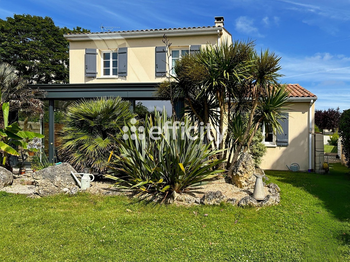 maison 5 pièces - 144m2 à Saintes (17100)