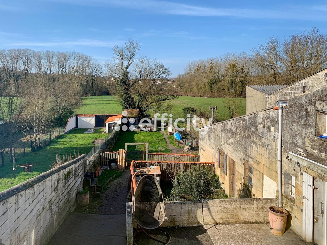 maison 8 pièces - 200m2 à Pons (17800)