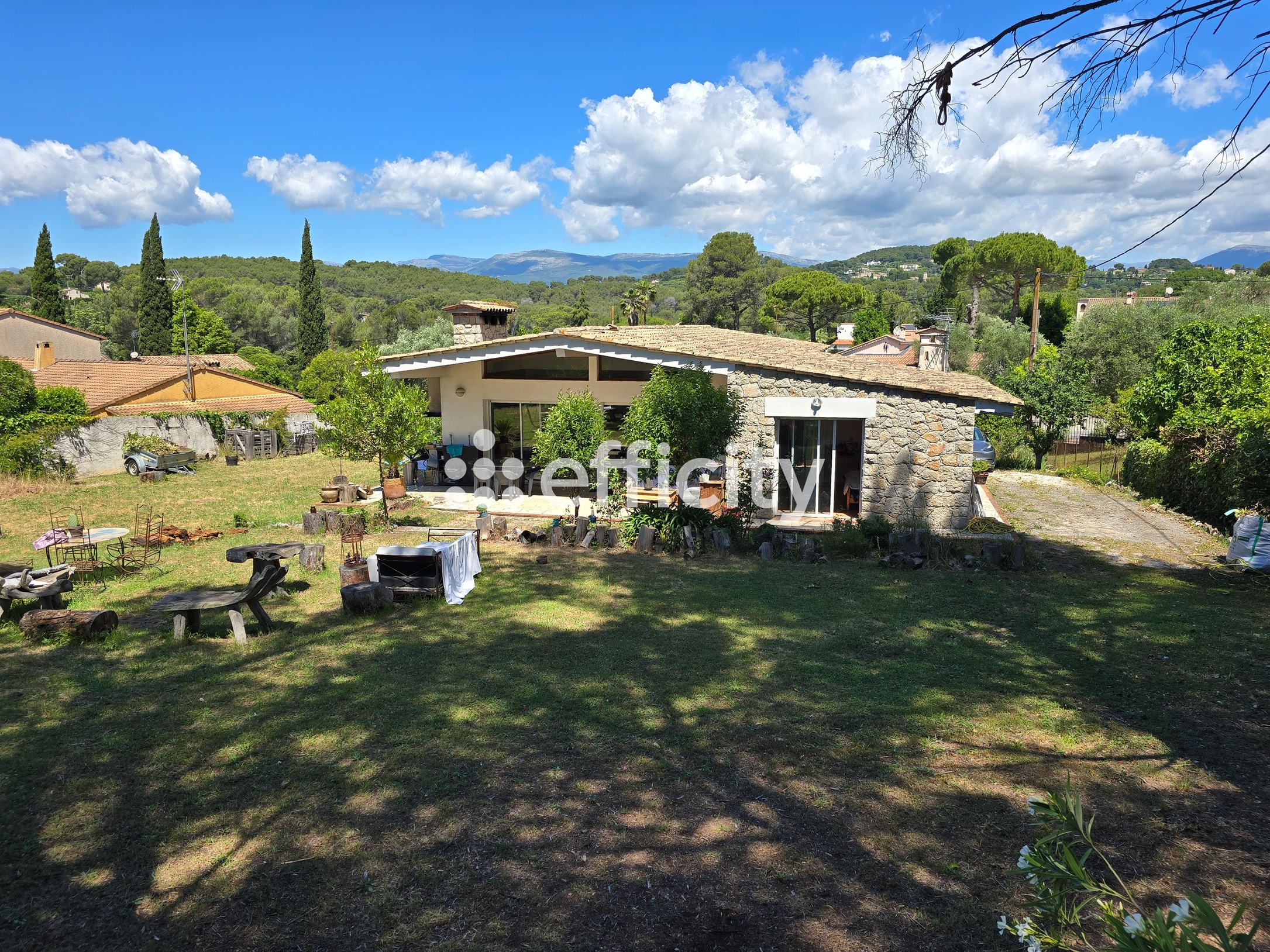 maison 4 pièces - 290m2 à Mougins (06250)