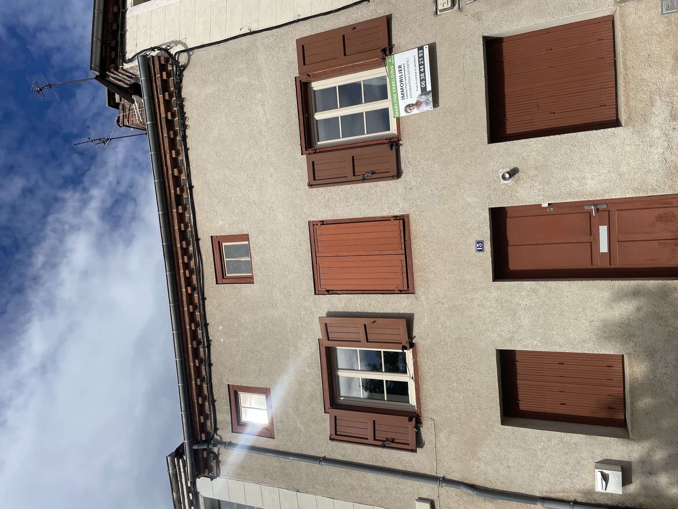 maison 3 pièces - 70m2 à Sury-le-Comtal (42450)