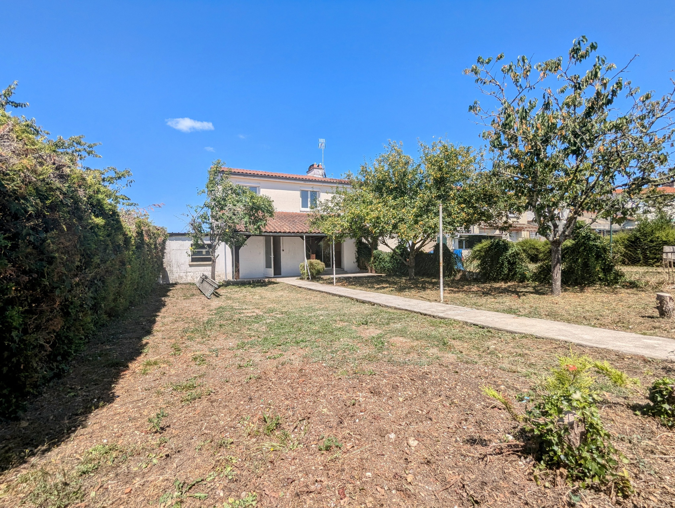 maison 4 pièces - 84m2 à Saint-Léon-sur-l'Isle (24110)