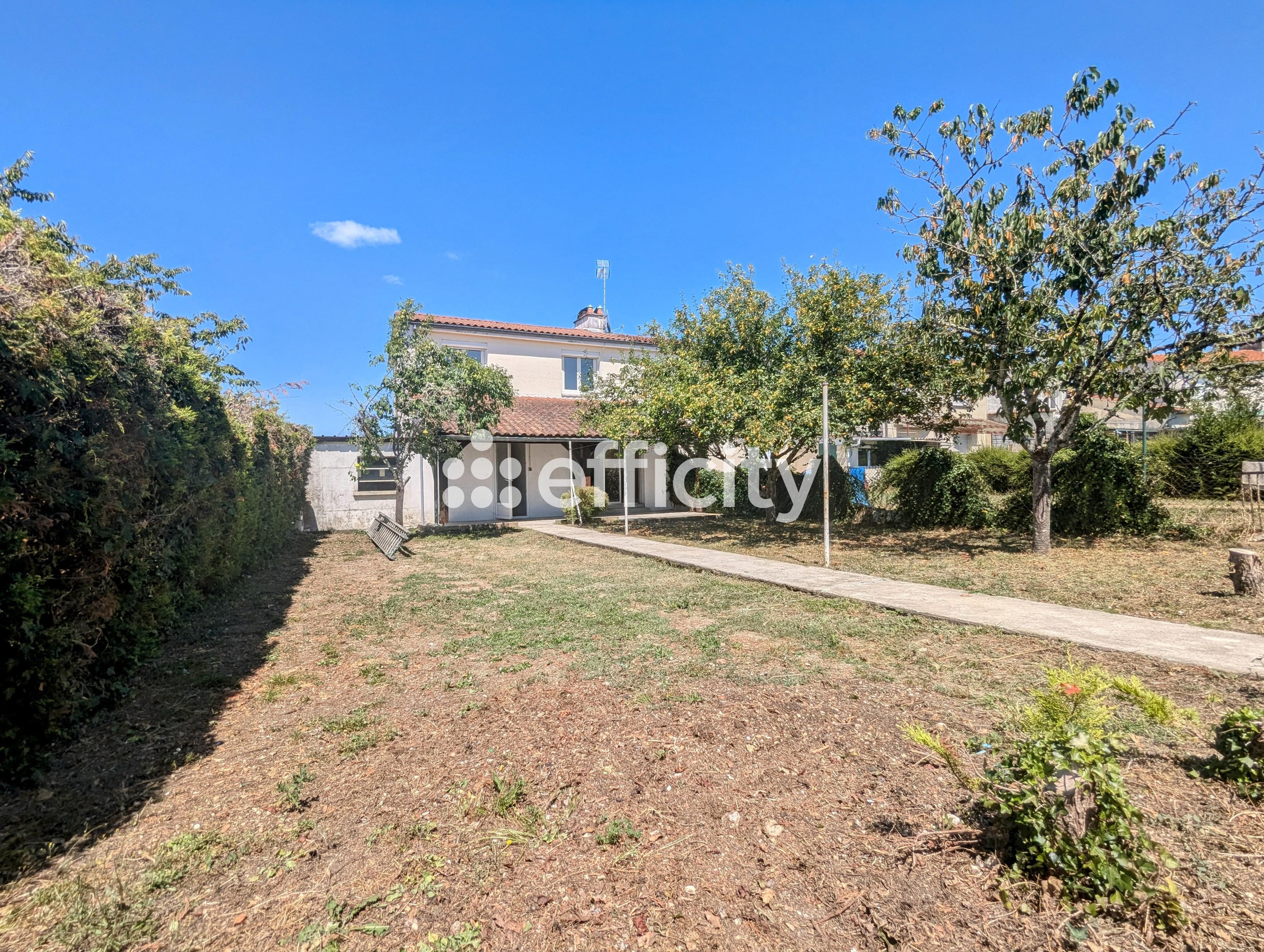 maison 4 pièces - 84m2 à Saint-Léon-sur-l'Isle (24110)