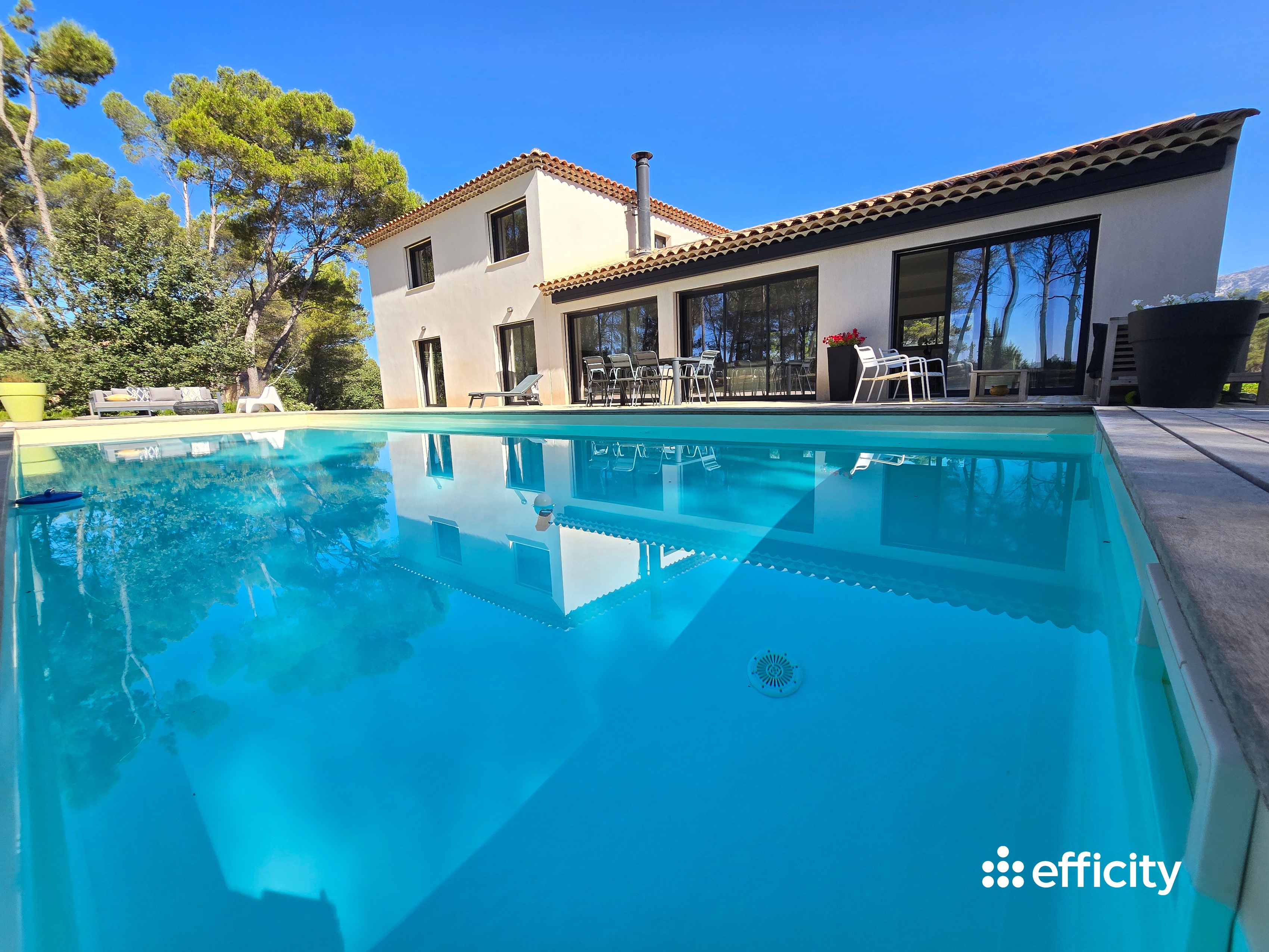 Achat immobilier Maison 7 pièces  232m2 à Rousset (13790) - Photo n°7