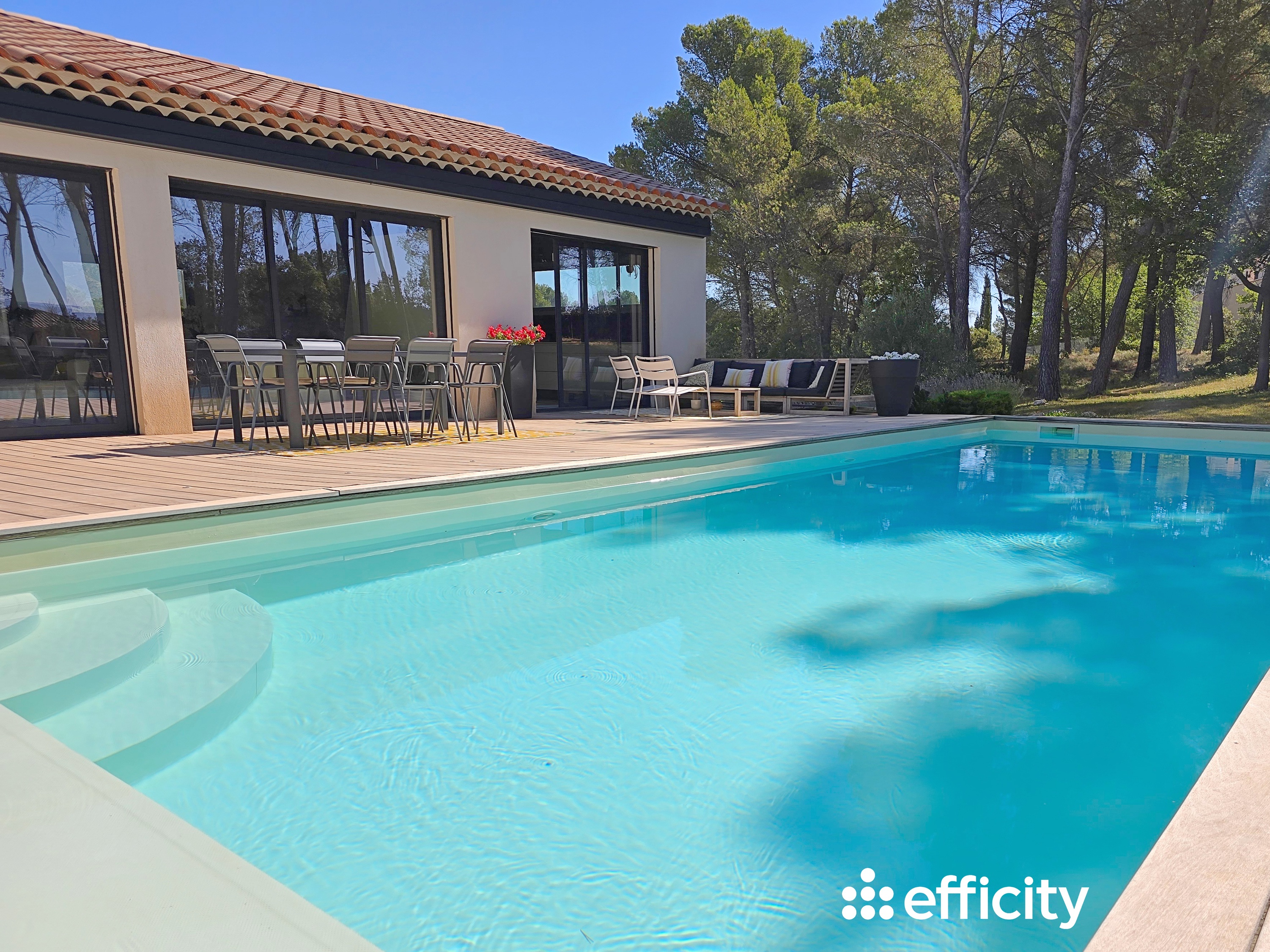 Achat immobilier Maison 7 pièces  232m2 à Rousset (13790) - Photo n°4