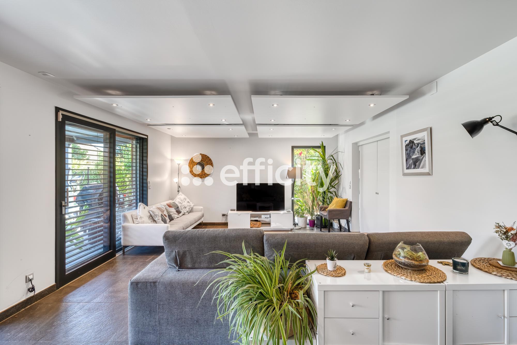 Maison 6 pièces 197 m² · à Prévessin-Moëns · 197 m² · 1 390 000 €