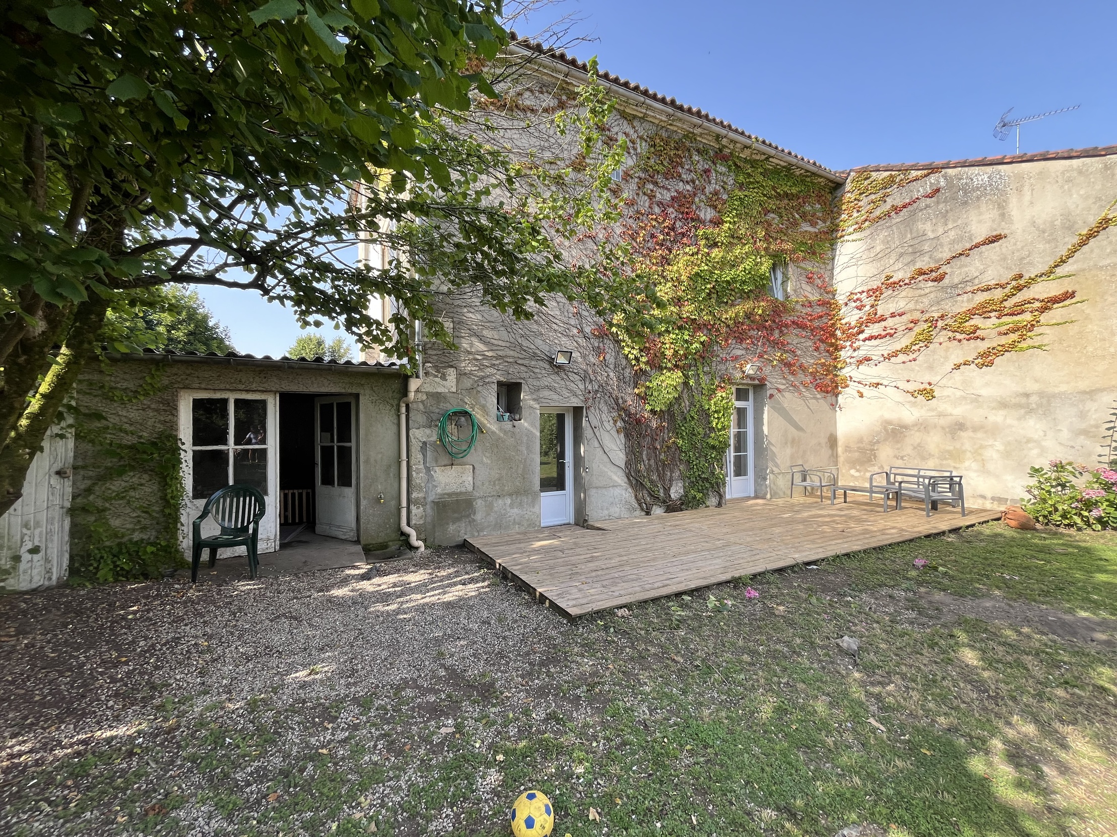 maison 7 pièces - 152m2 à Soyaux (16800)