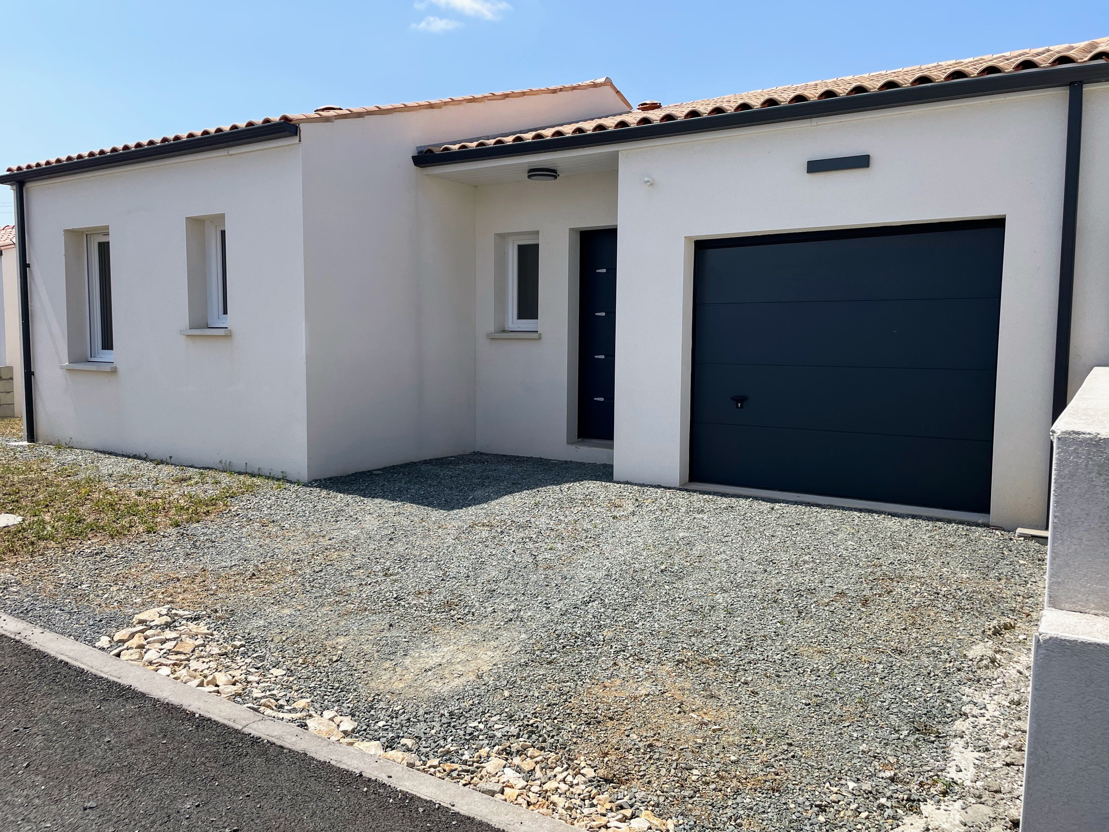 maison 3 pièces - 82m2 à Ferrières (17170)