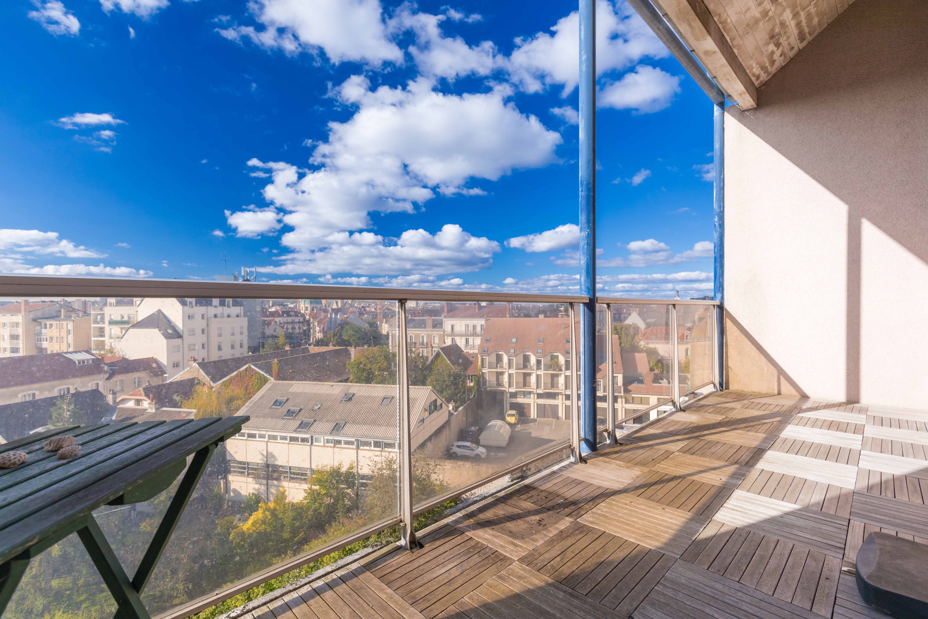 appartement 5 pièces - 104m2 à Dijon (21000)