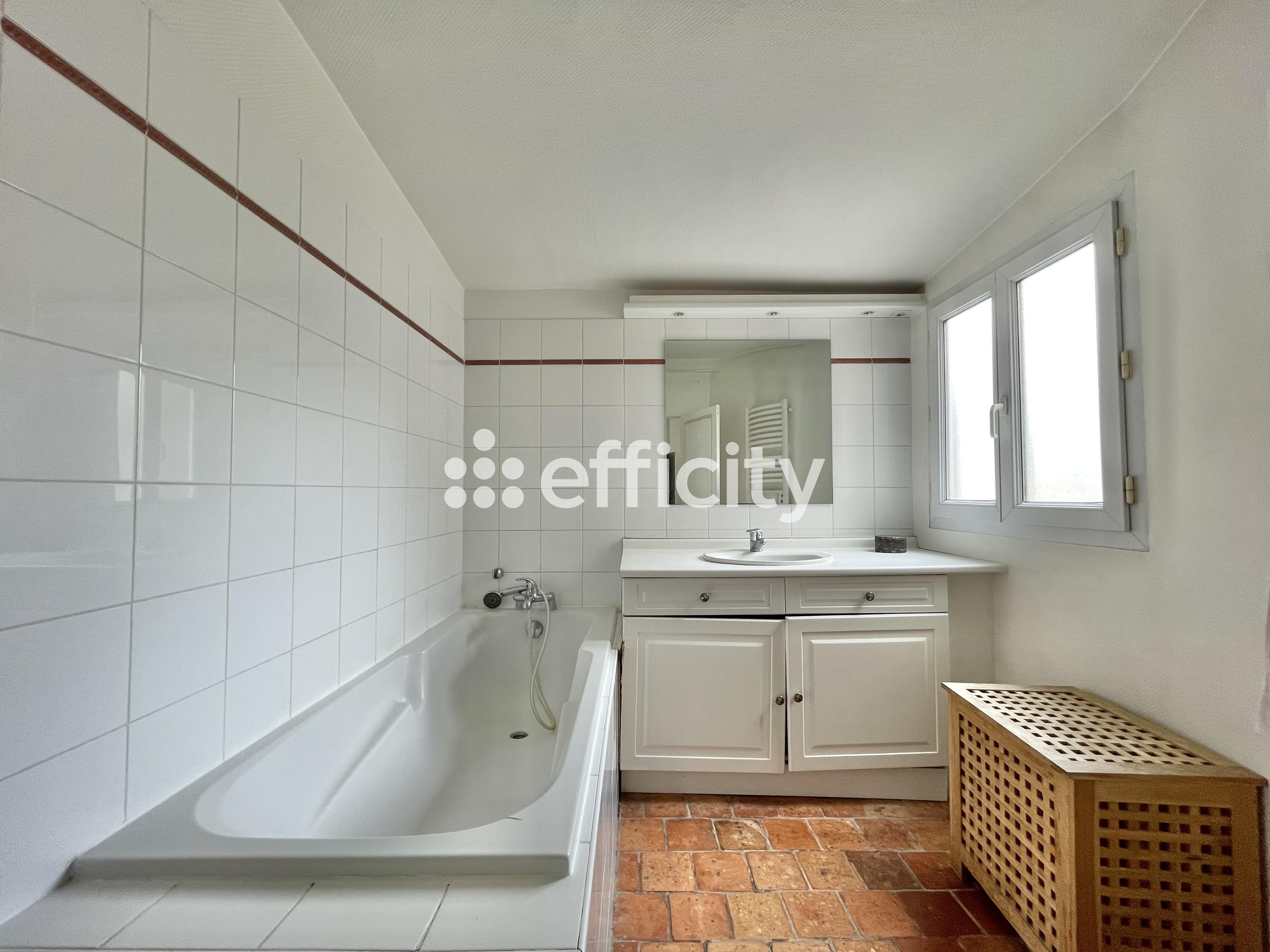 Achat immobilier Maison 6 pièces  175m2 à Orléans (45000) - Photo n°24