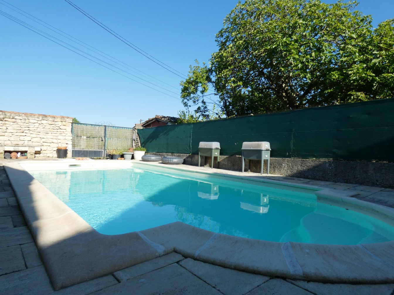 Achat immobilier Maison 7 pièces  300m2 à Cartelègue (33390) - Photo n°9