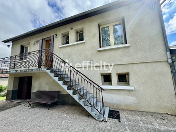 maison 5 pièces - 90m2 à Thiers (63300)