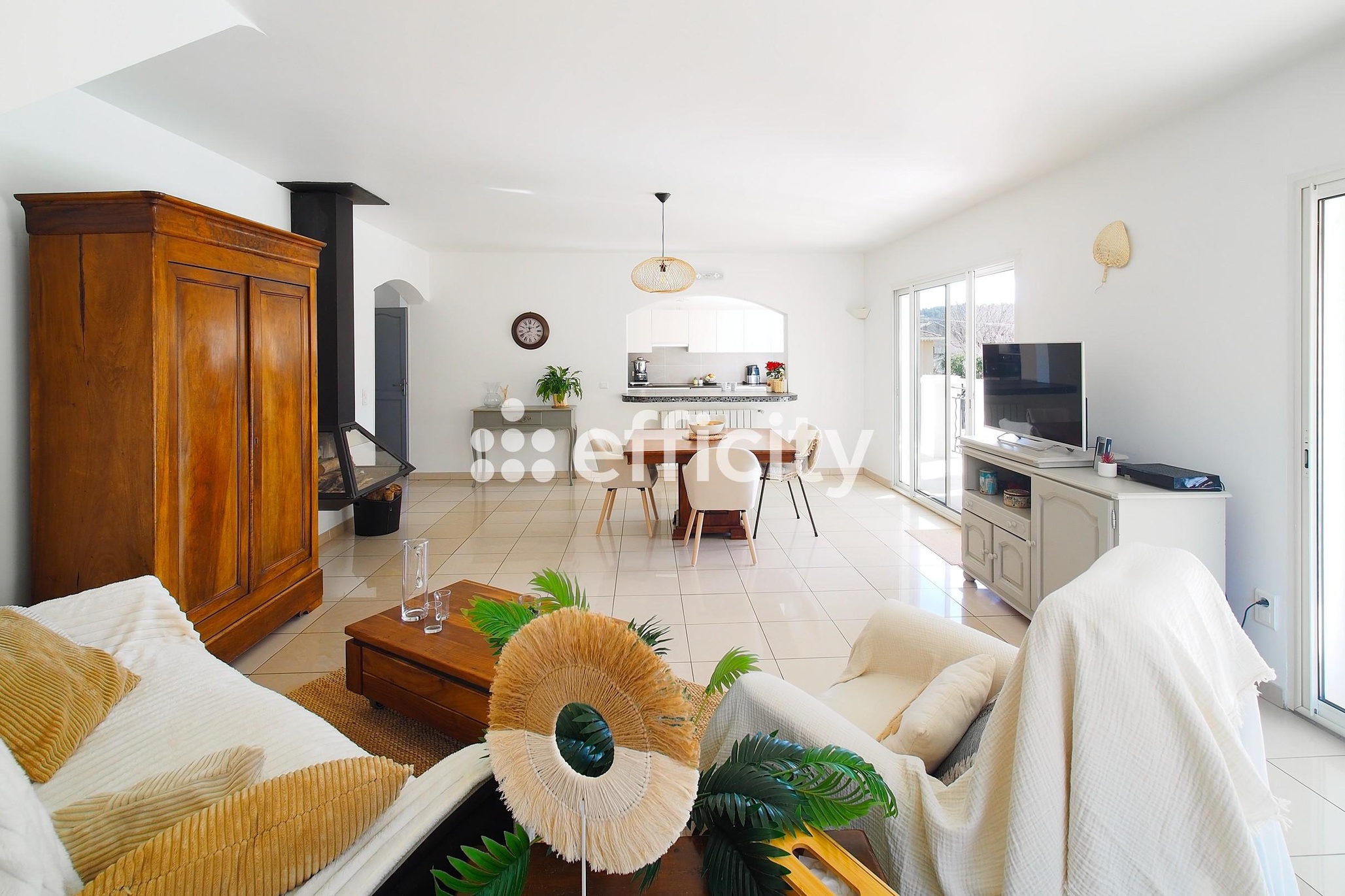 Achat immobilier Maison 7 pièces  197m2 à Cadolive (13950) - Photo n°5