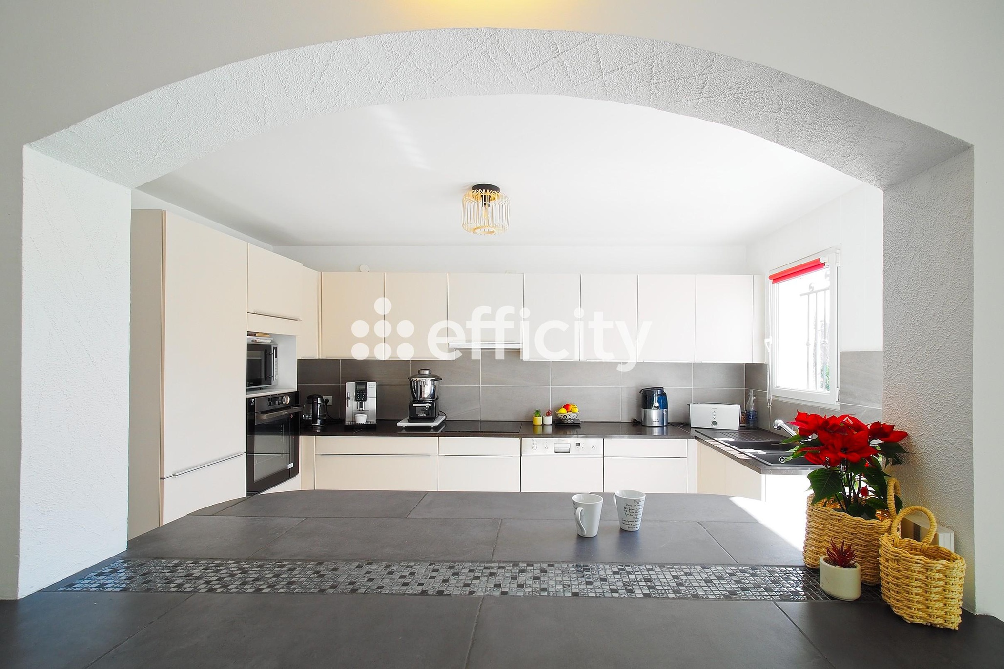 Achat immobilier Maison 7 pièces  197m2 à Cadolive (13950) - Photo n°8