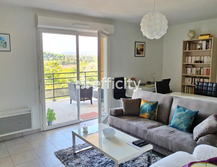 appartement 2 pièces - 45m2 à Marseille (13010)