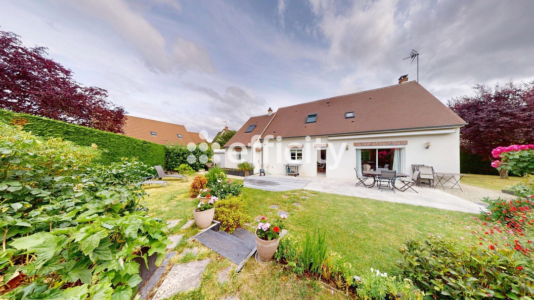 maison 7 pièces - 150m2 à Orléans (45100)