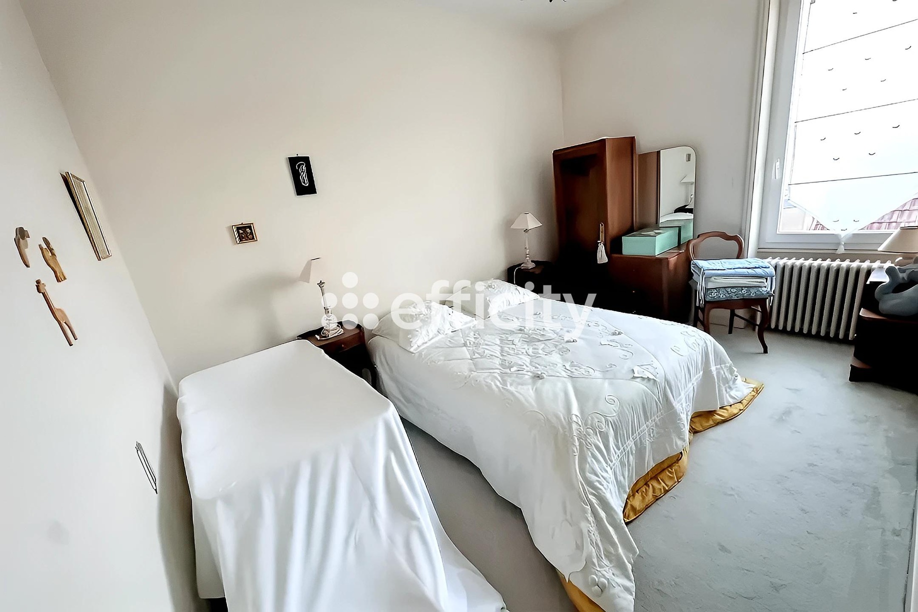 Achat immobilier Maison 8 pièces  215m2 à Saint-Denis-de-Cabanne (42750) - Photo n°7