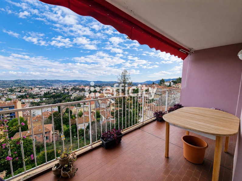 appartement 3 pièces - 72m2 à Grasse (06130)