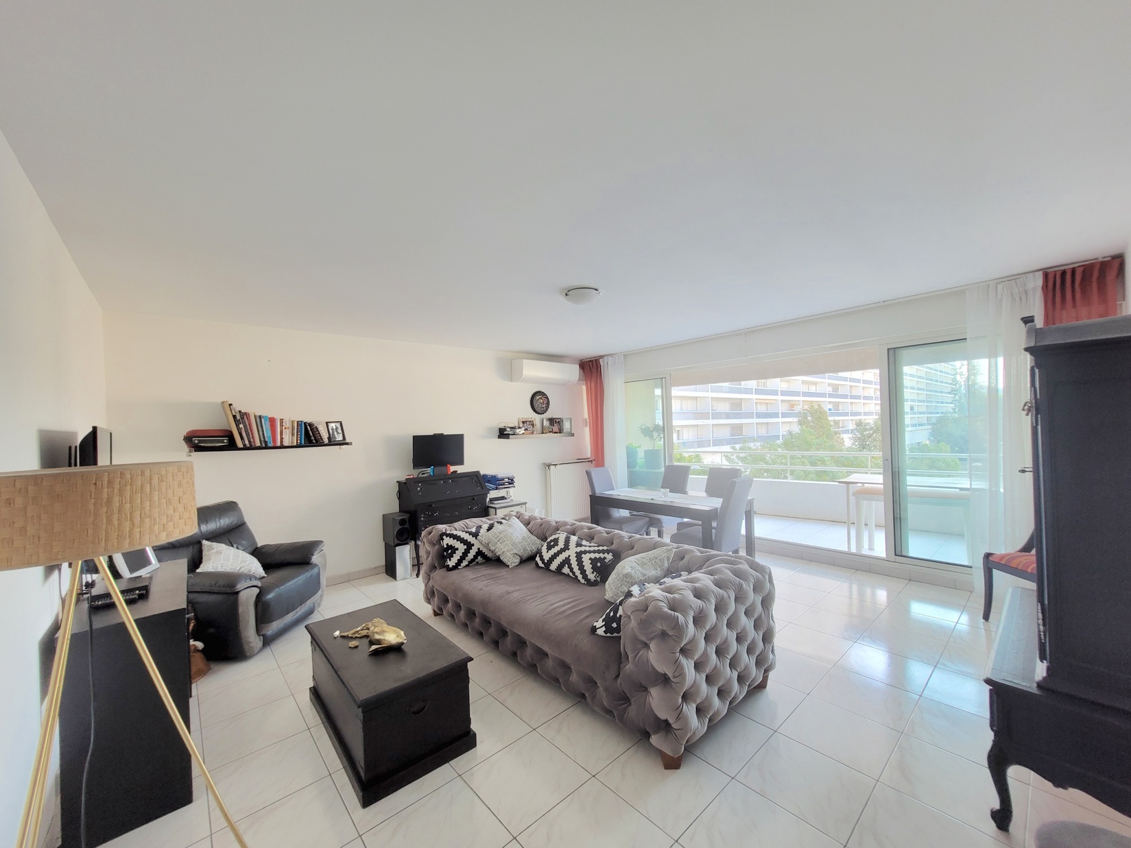 appartement 4 pièces - 97m2 à Marseille (13008)