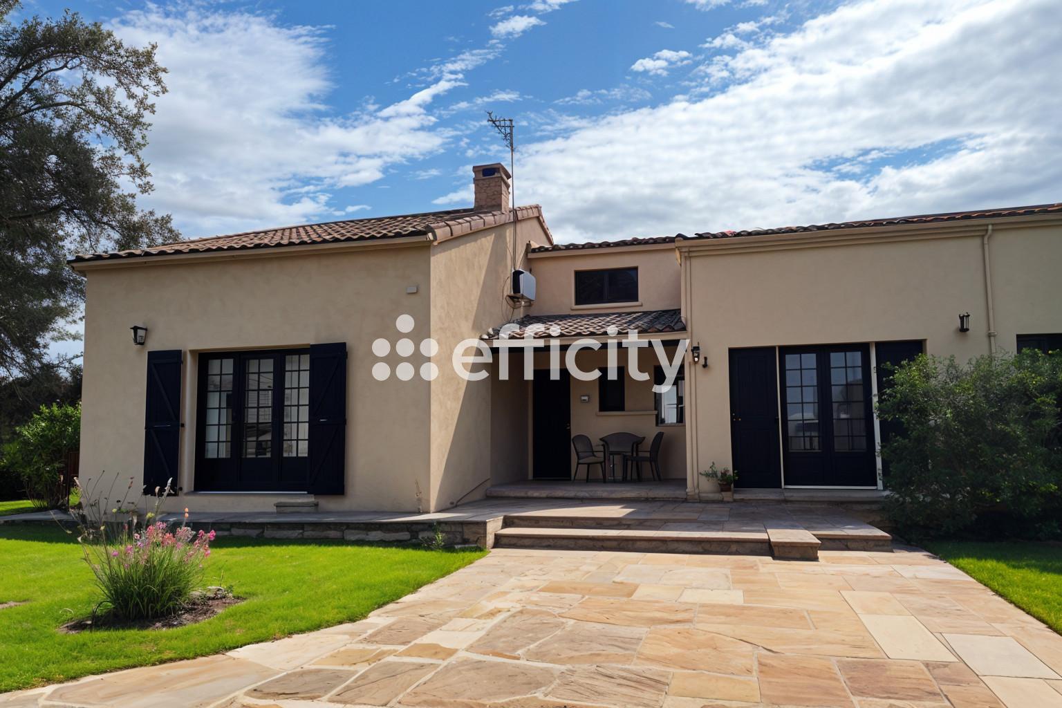 Maison 12 pièces 260 m² · à Lucciana · 260 m² · 520 000 €