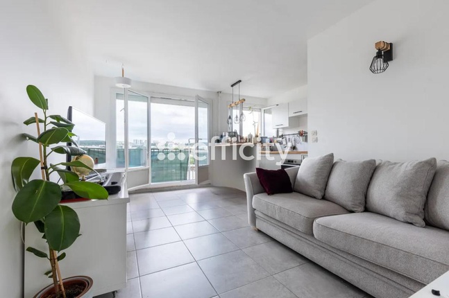 appartement 2 pièces - 50m2 à Livry-Gargan (93190)