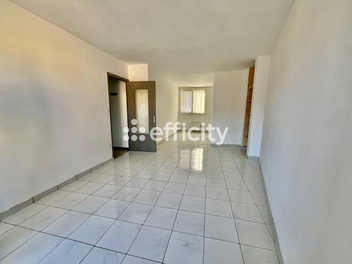 immeuble 15 pièces - 280m2 à Thiers (63300)