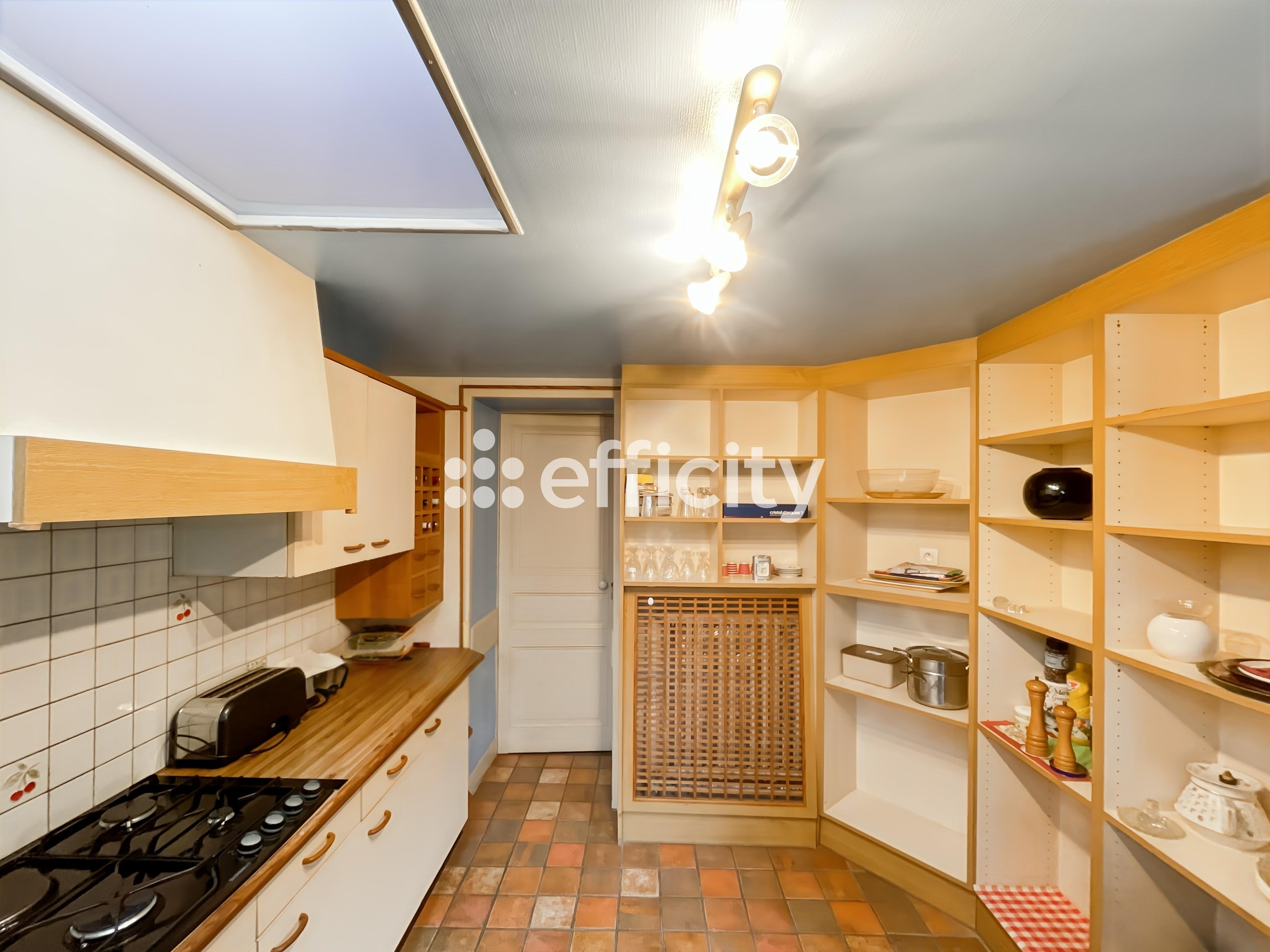 Achat immobilier Maison 9 pièces  223m2 à Laval (53000) - Photo n°10