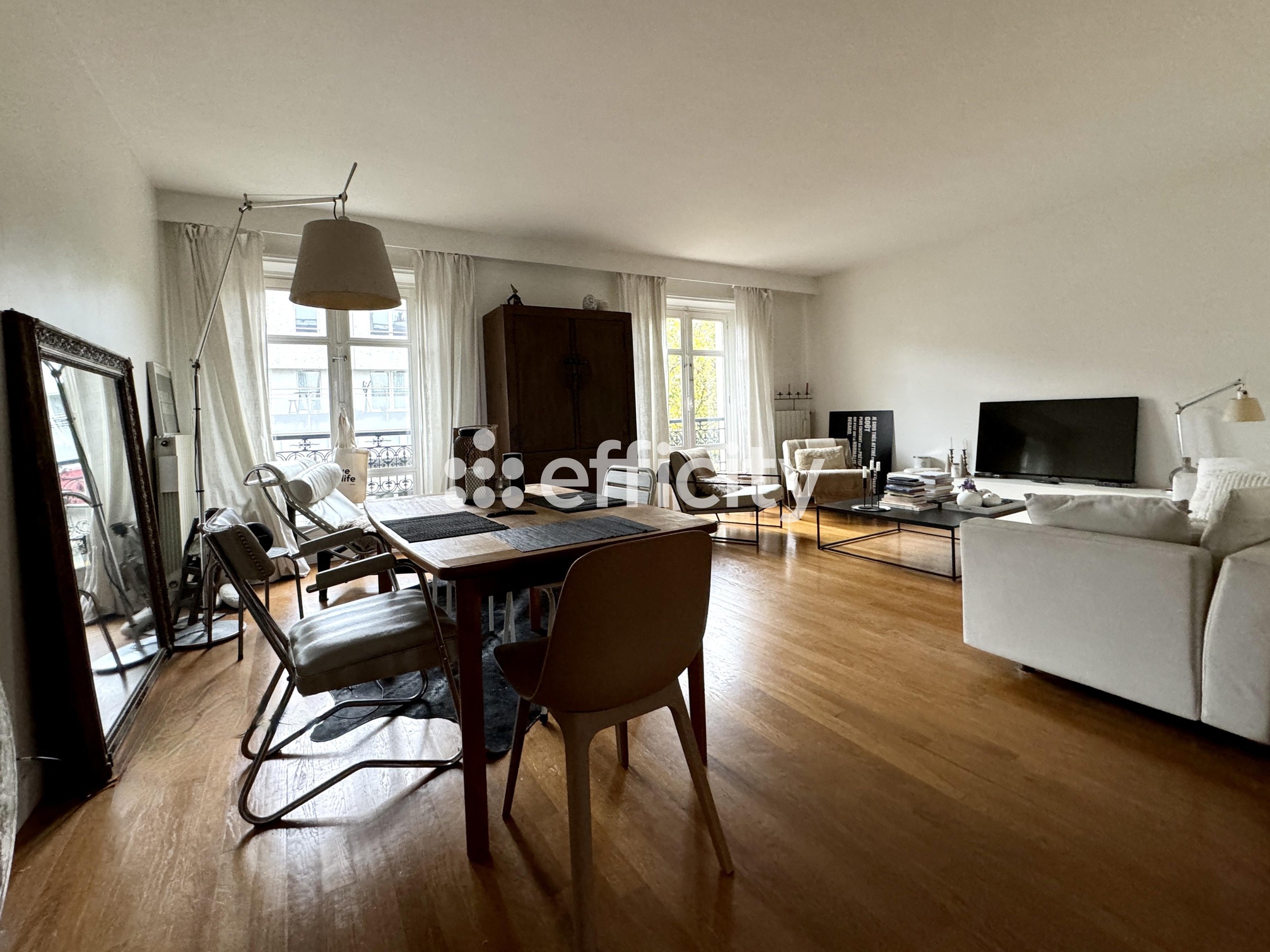 appartement 4 pièces - 84m2 à Paris (75012)