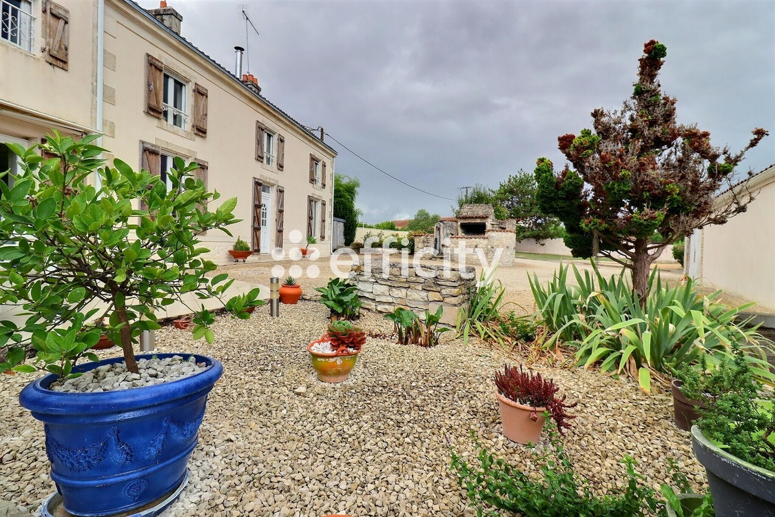 maison 6 pièces - 170,0m2 à Val-du-Mignon (79210)