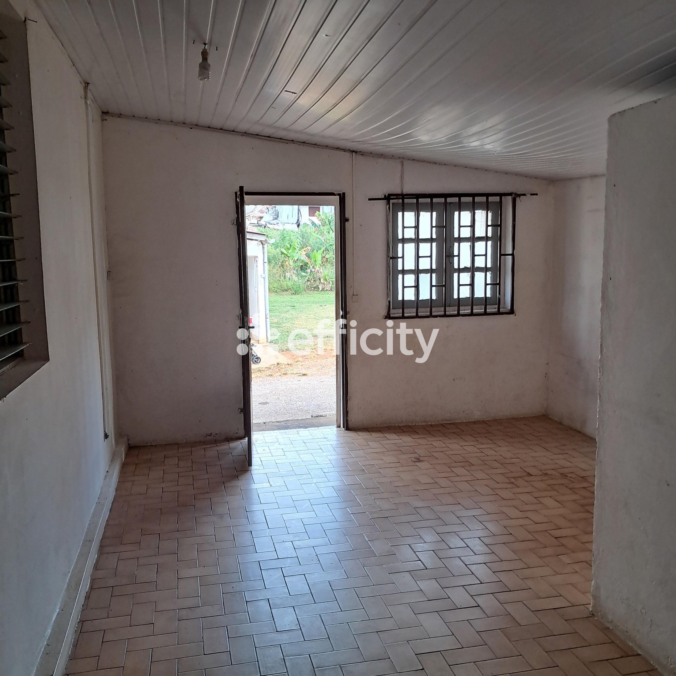 Achat immobilier Maison 8 pièces  114m2 à Remire-Montjoly (97354) - Photo n°6