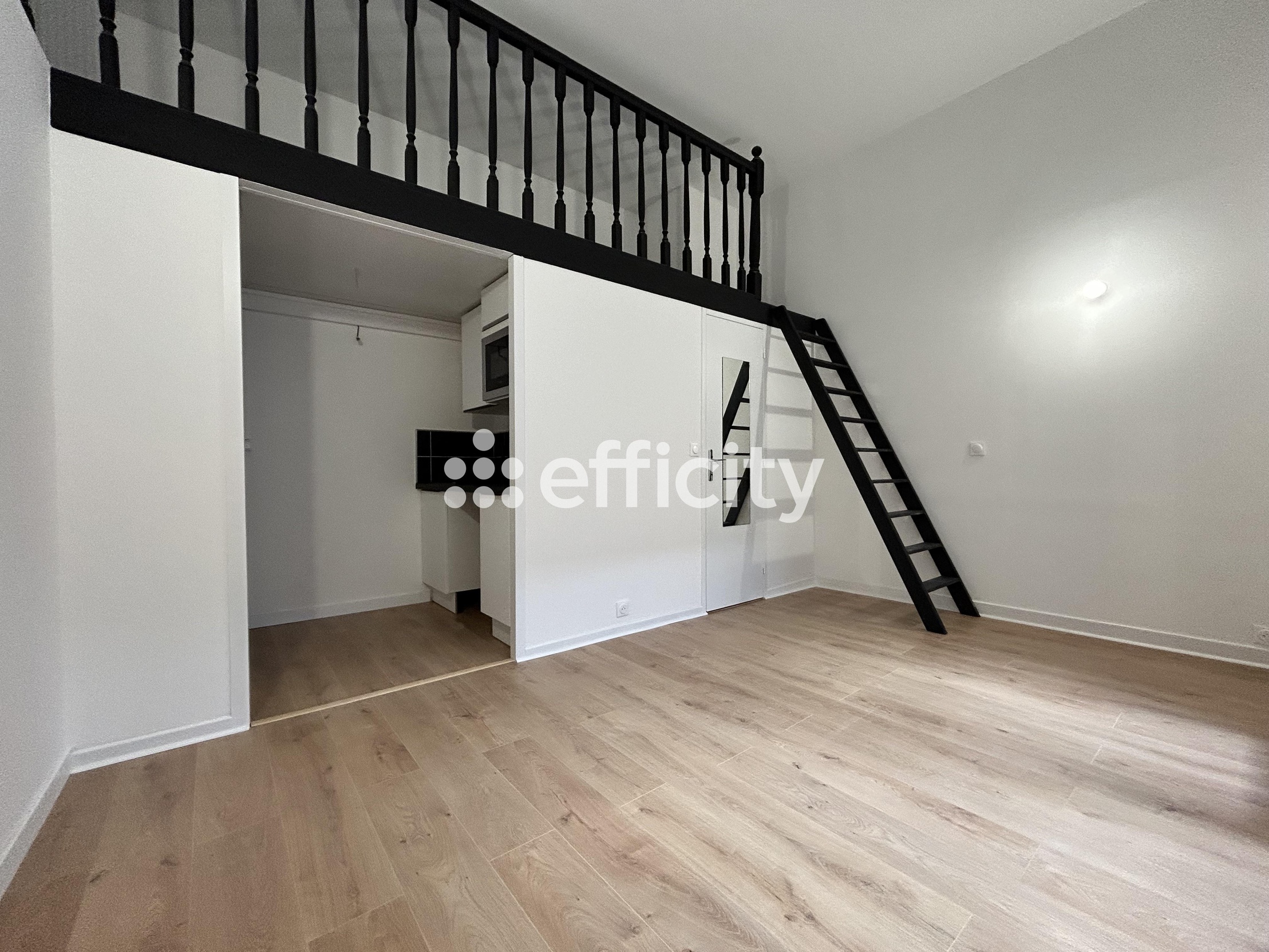 appartement 2 pièces - 31m2 à Lille (59800)