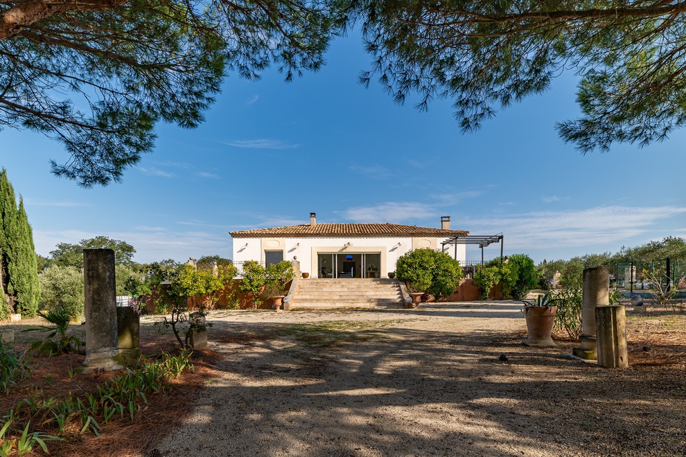 maison 4 pièces - 180m2 à Saint-Gilles (30800)