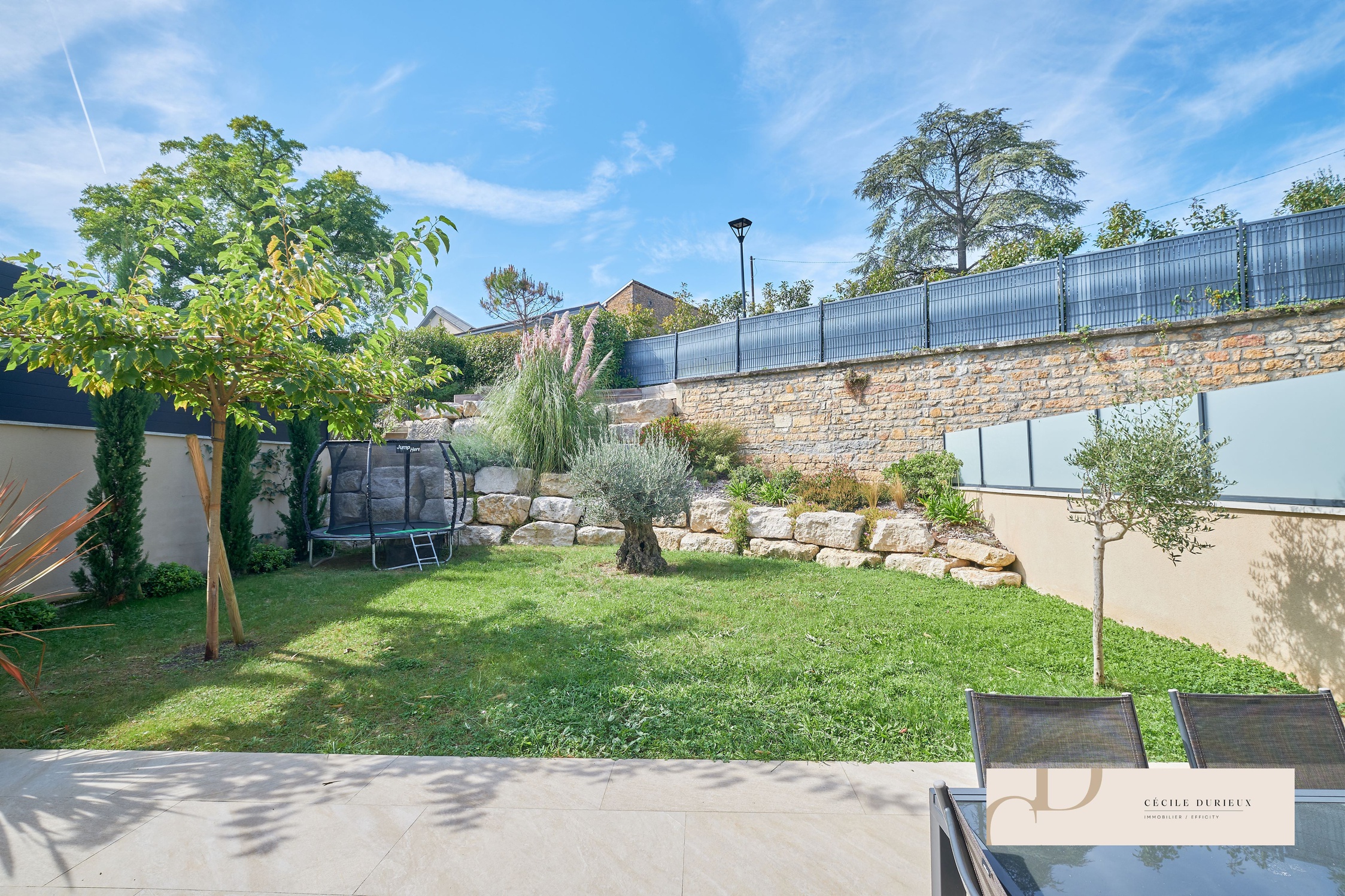 maison 5 pièces - 141m2 à Saint-Cyr-au-Mont-d'Or (69450)