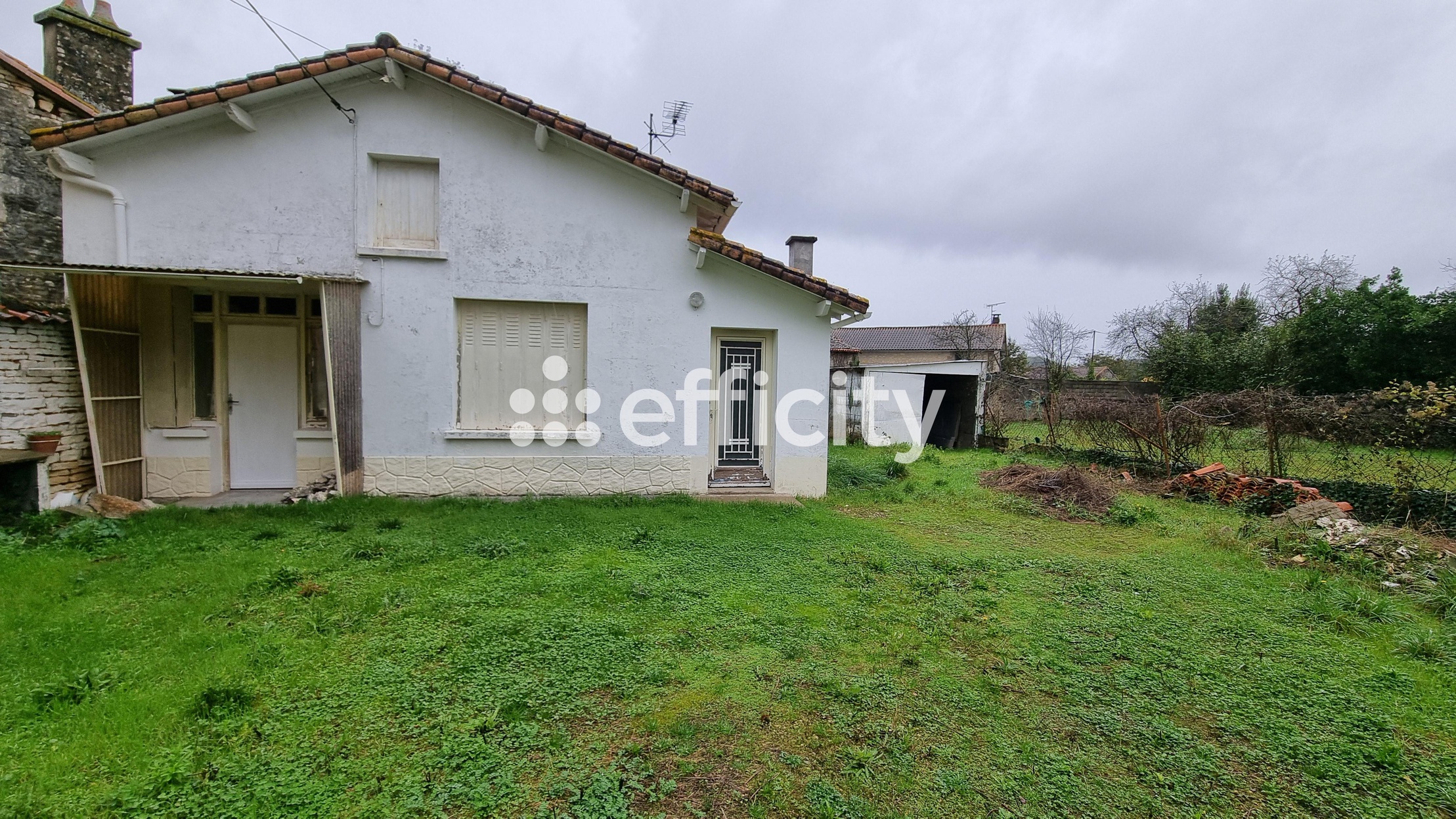 maison 3 pièces - 70m2 à Brux (86510)