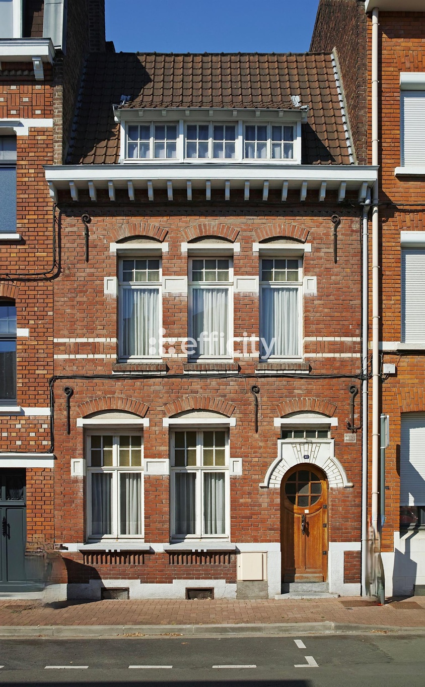maison 4 pièces - 105m2 à Lille (59800)