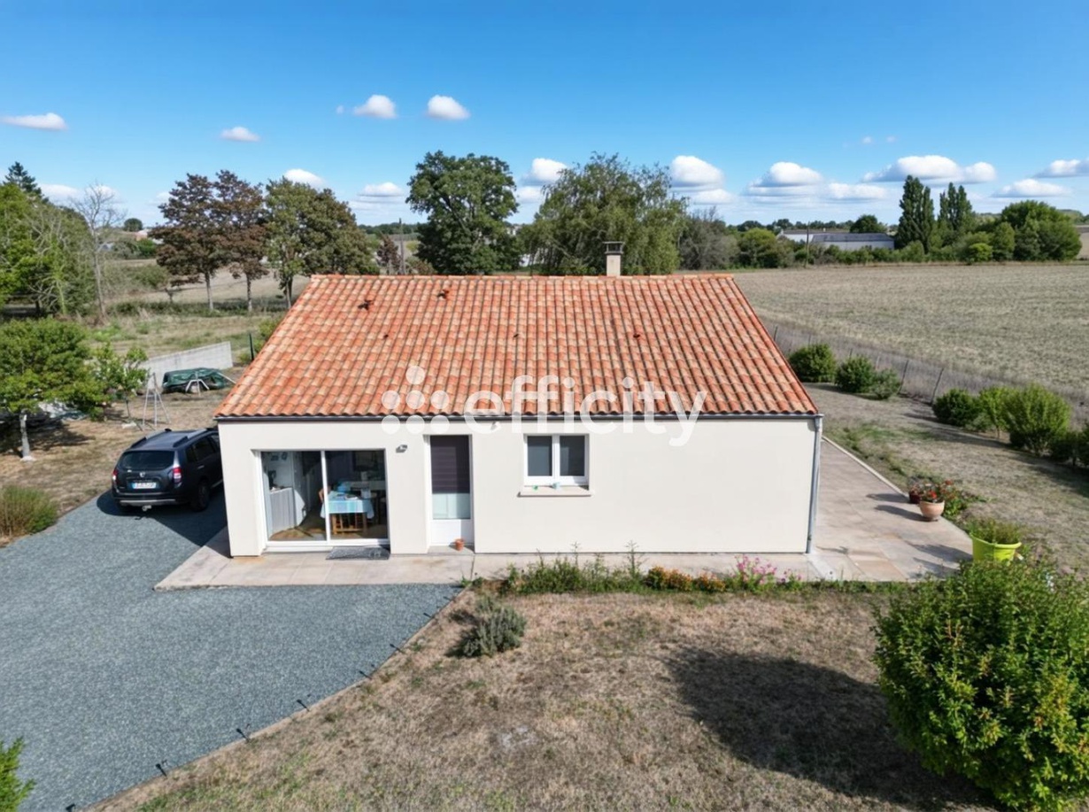 Achat immobilier Maison 4 pièces  113m2 à Corme-Écluse (17600) - Photo n°1