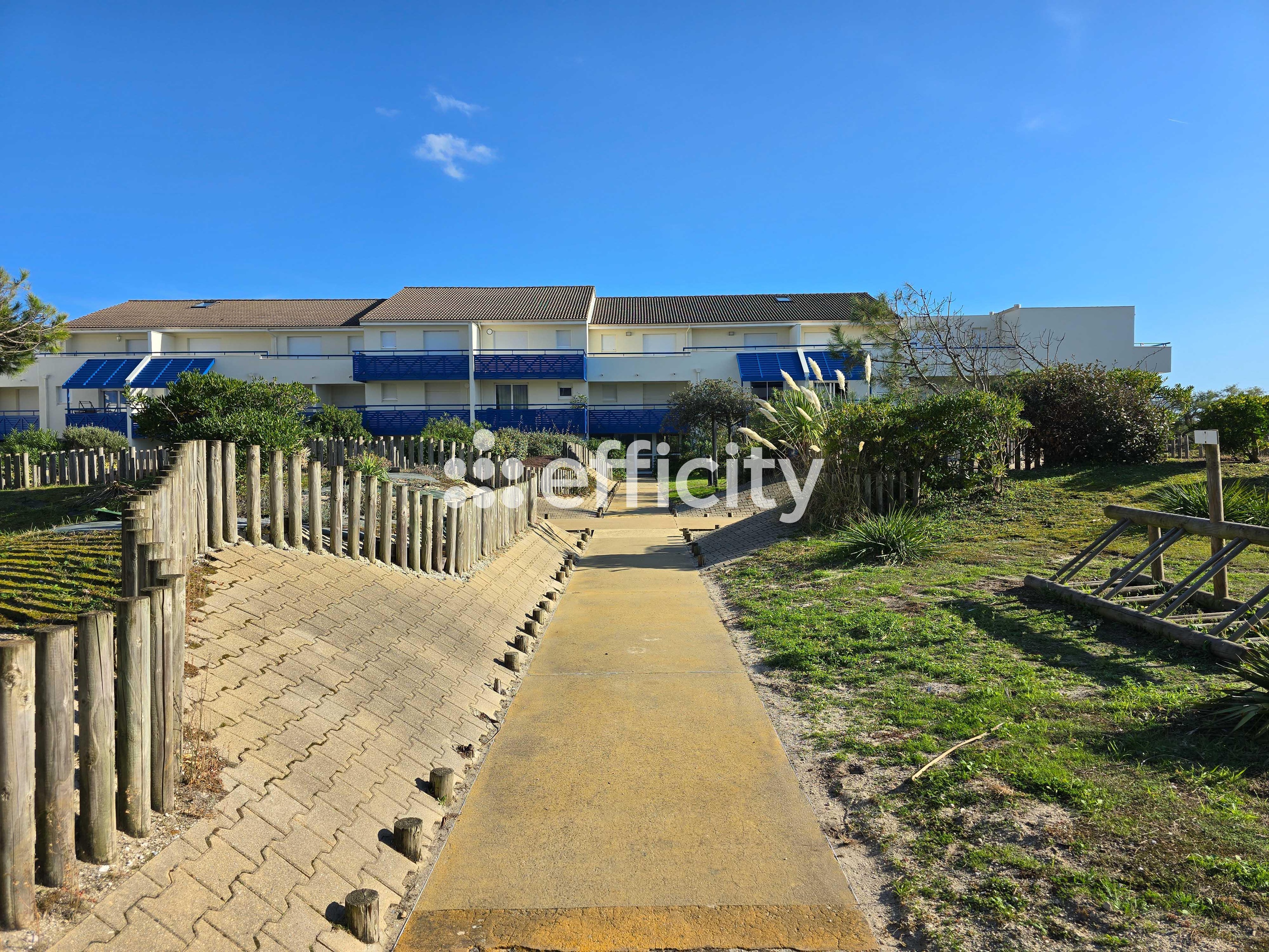 Achat immobilier Appartement 1 pièces  25m2 à Lacanau (33680) - Photo n°1