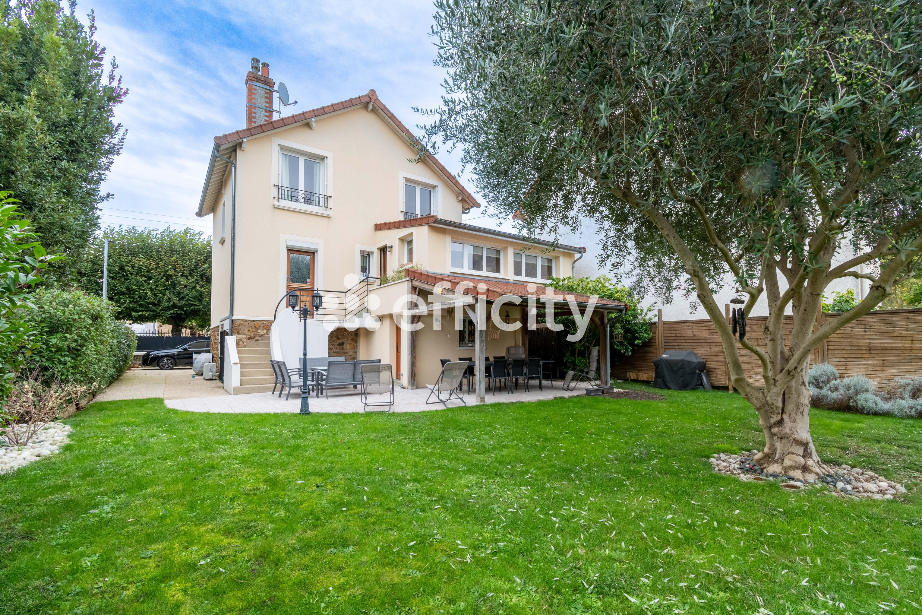 maison 6 pièces - 137m2 à Villeneuve-le-Roi (94290)