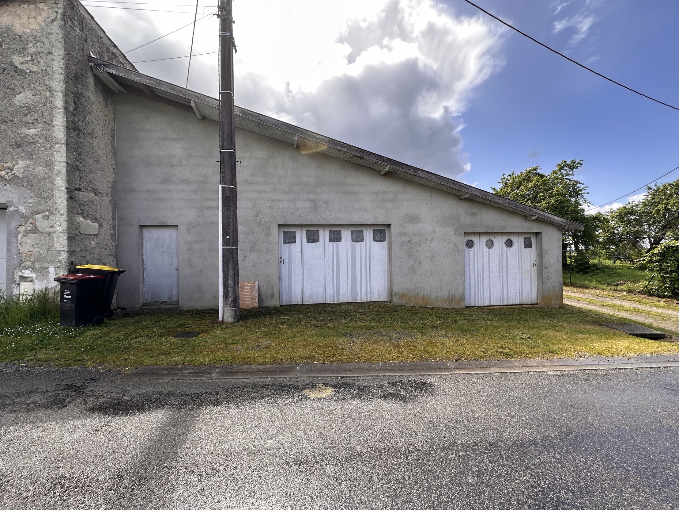 parking  - 80m2 à Loupiac (33410)