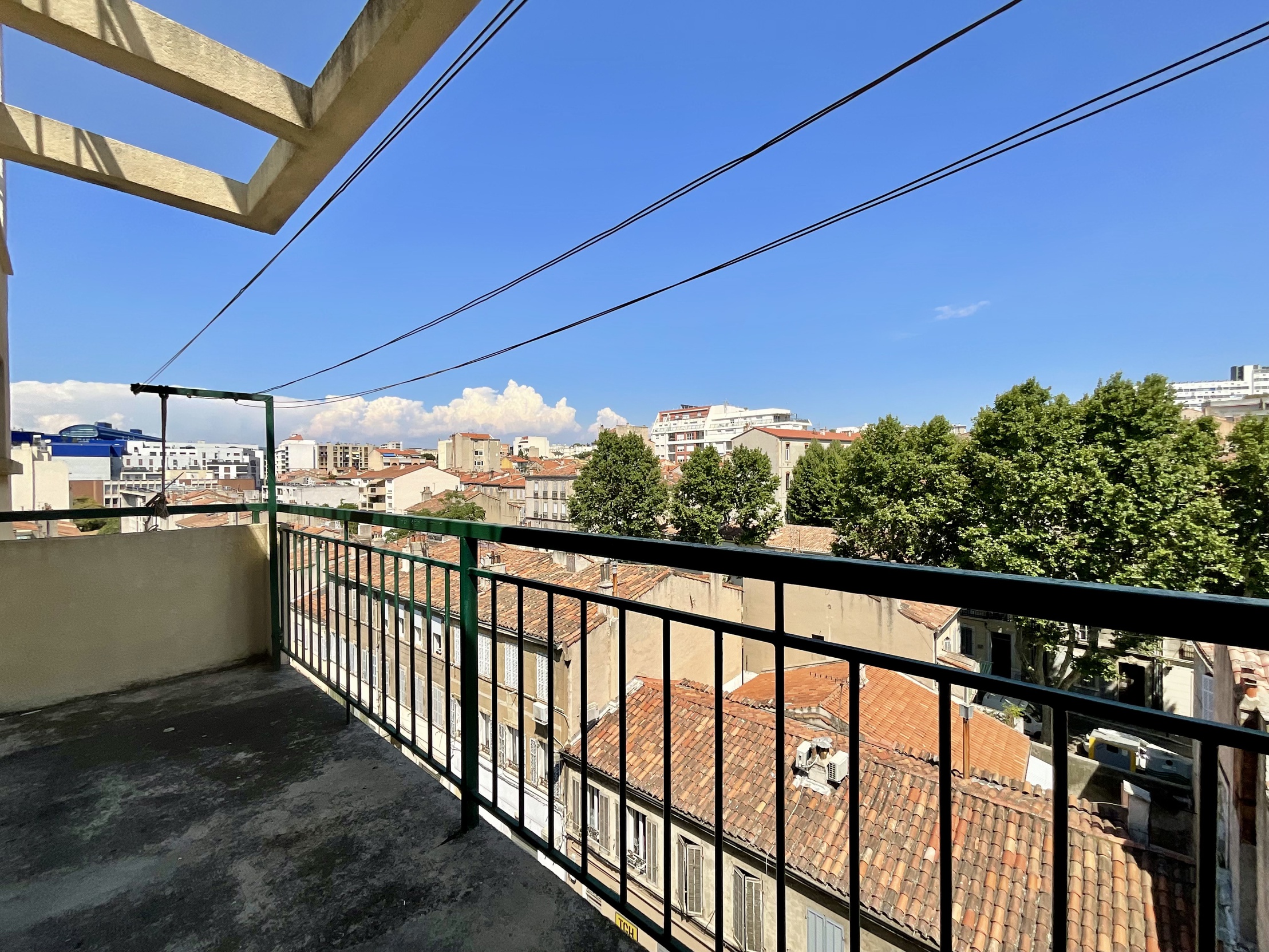 appartement 4 pièces - 104m2 à Marseille (13004)