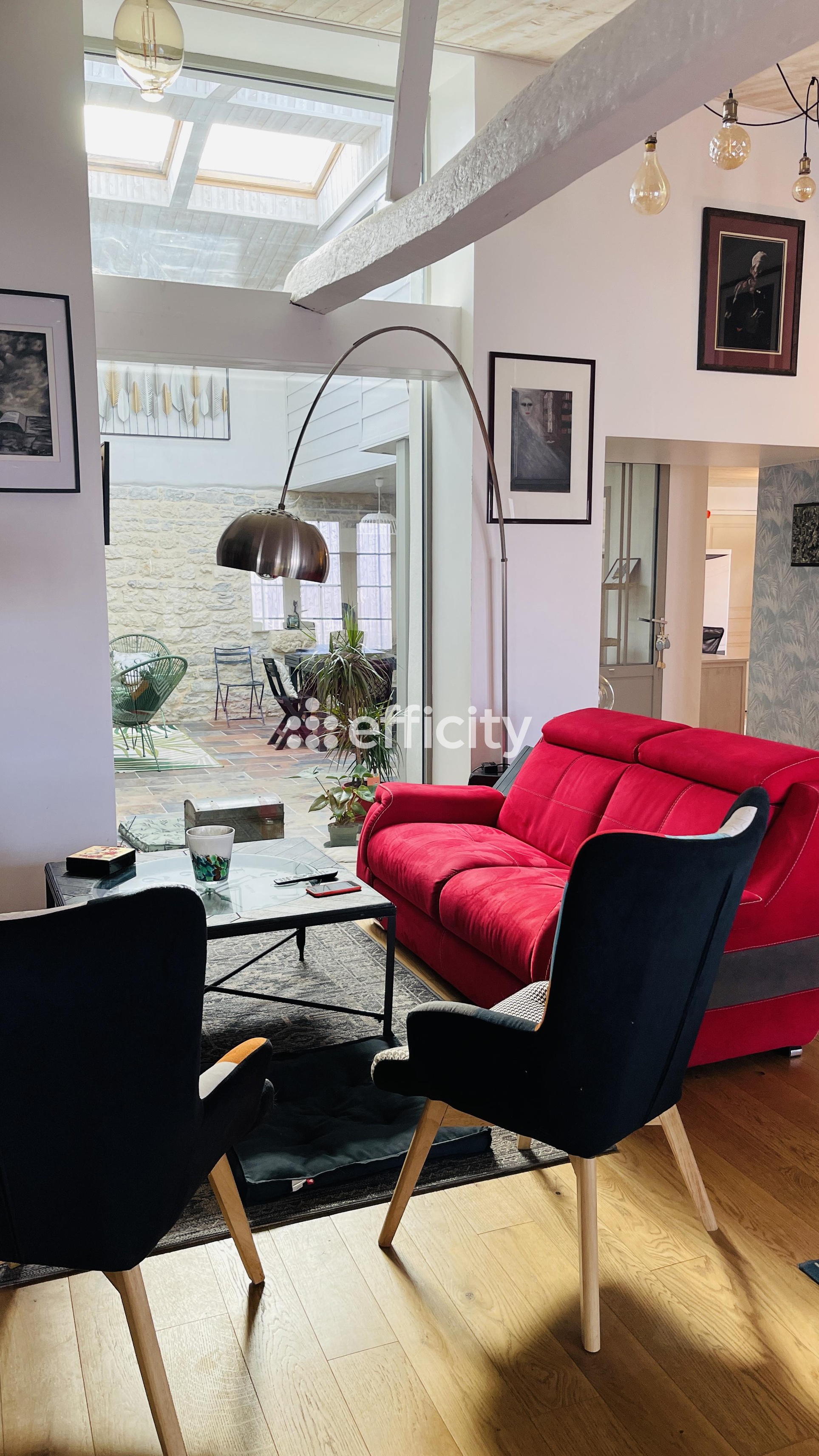 Achat immobilier Maison 6 pièces  170m2 à Saint-Pierre-d'Oléron (17310) - Photo n°1