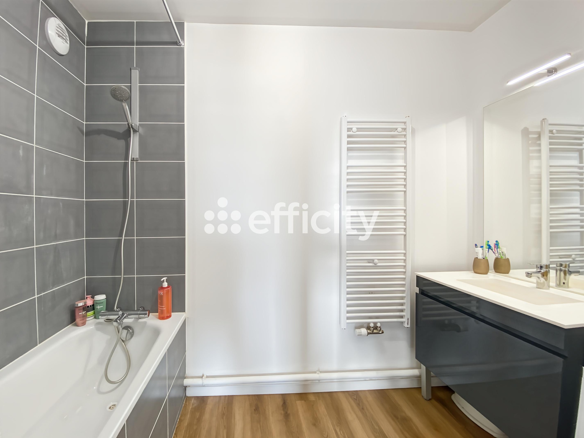 Achat immobilier Appartement 4 pièces  87m2 à Bordeaux (33300) - Photo n°8