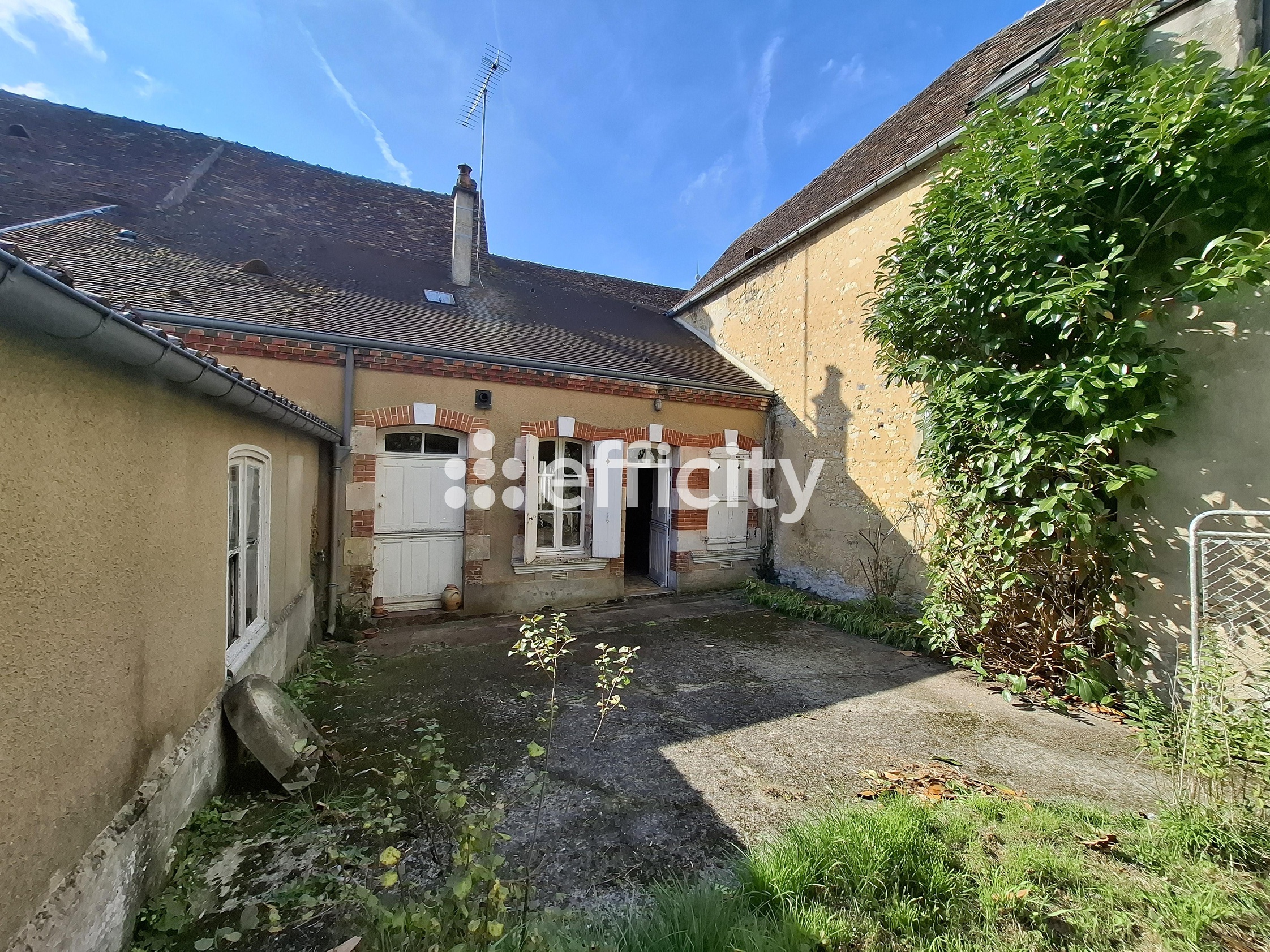 maison 4 pièces - 99,0m2 à Berd'huis (61340)