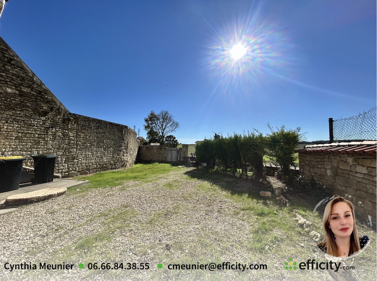 Achat immobilier Maison 5 pièces  160m2 à Salles-de-Villefagnan (16700) - Photo n°13