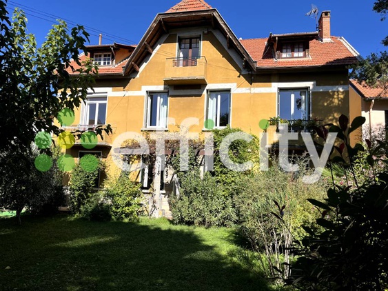 maison 10 pièces - 280m2 à Digne-les-Bains (04000)