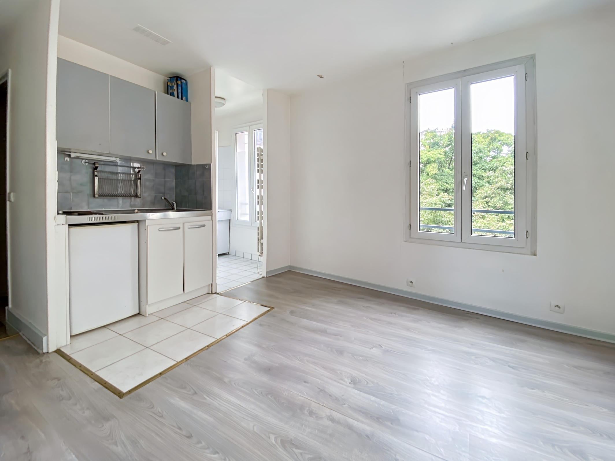 appartement 1 pièces - 17m2 à Paris (75018)