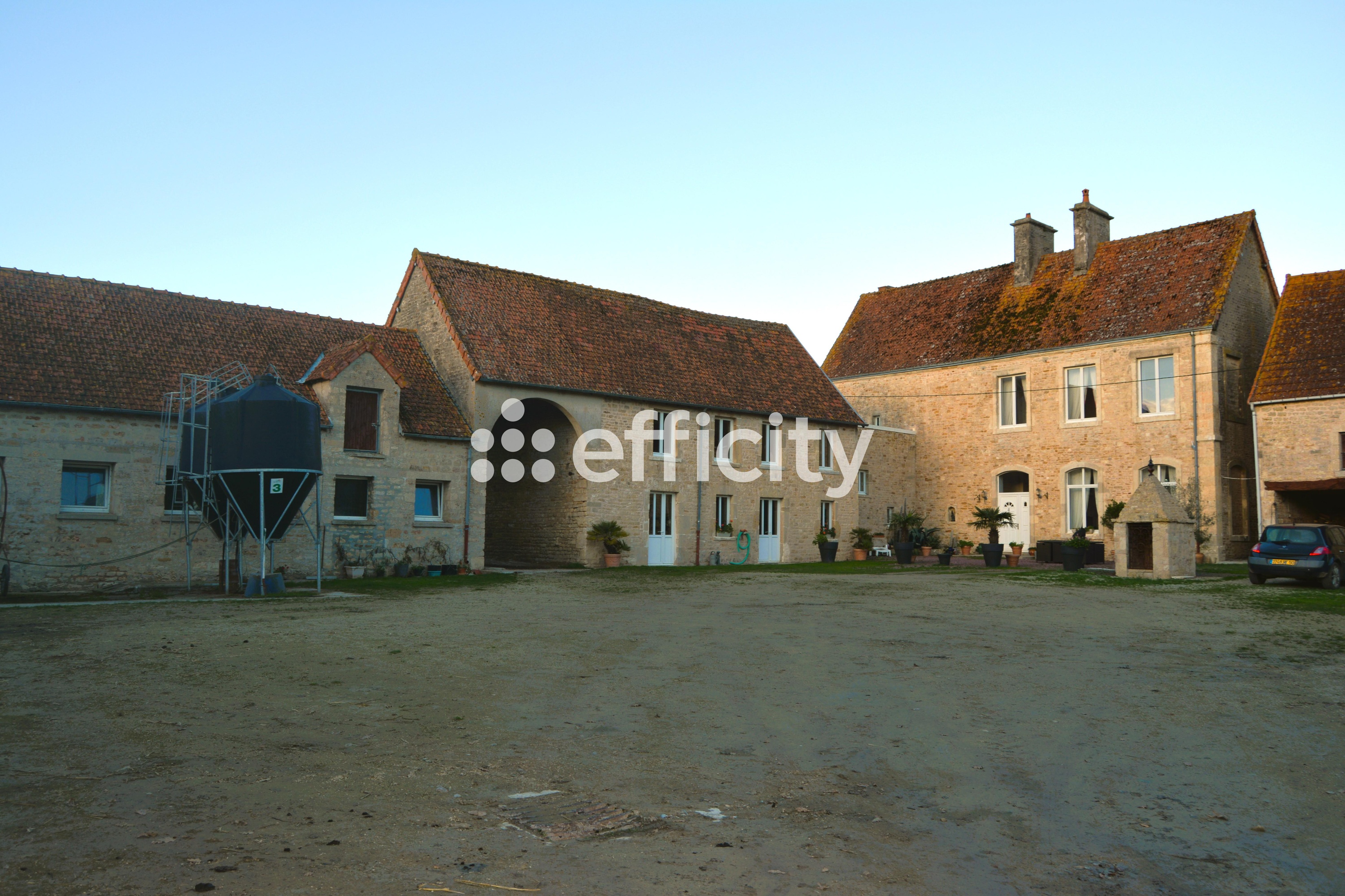 maison 8 pièces - 250m2 à Beuzeville-la-Bastille (50360)