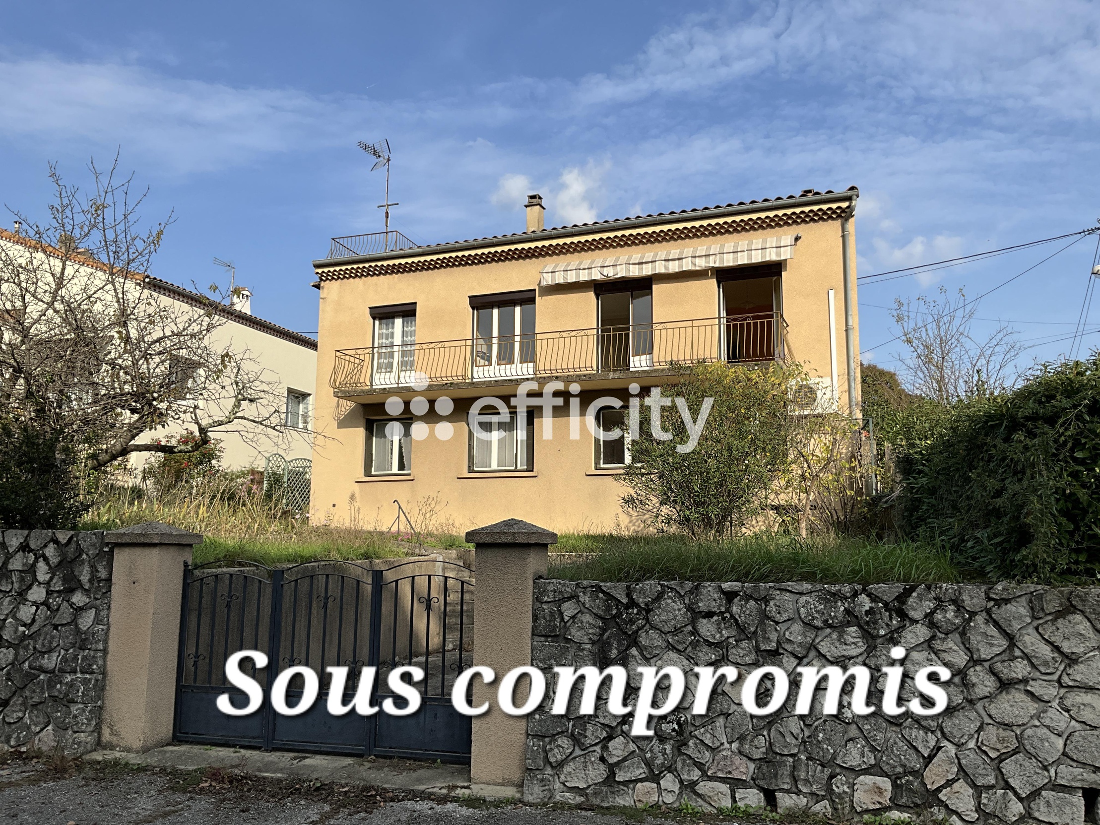 maison 13 pièces - 245m2 à Privas (07000)