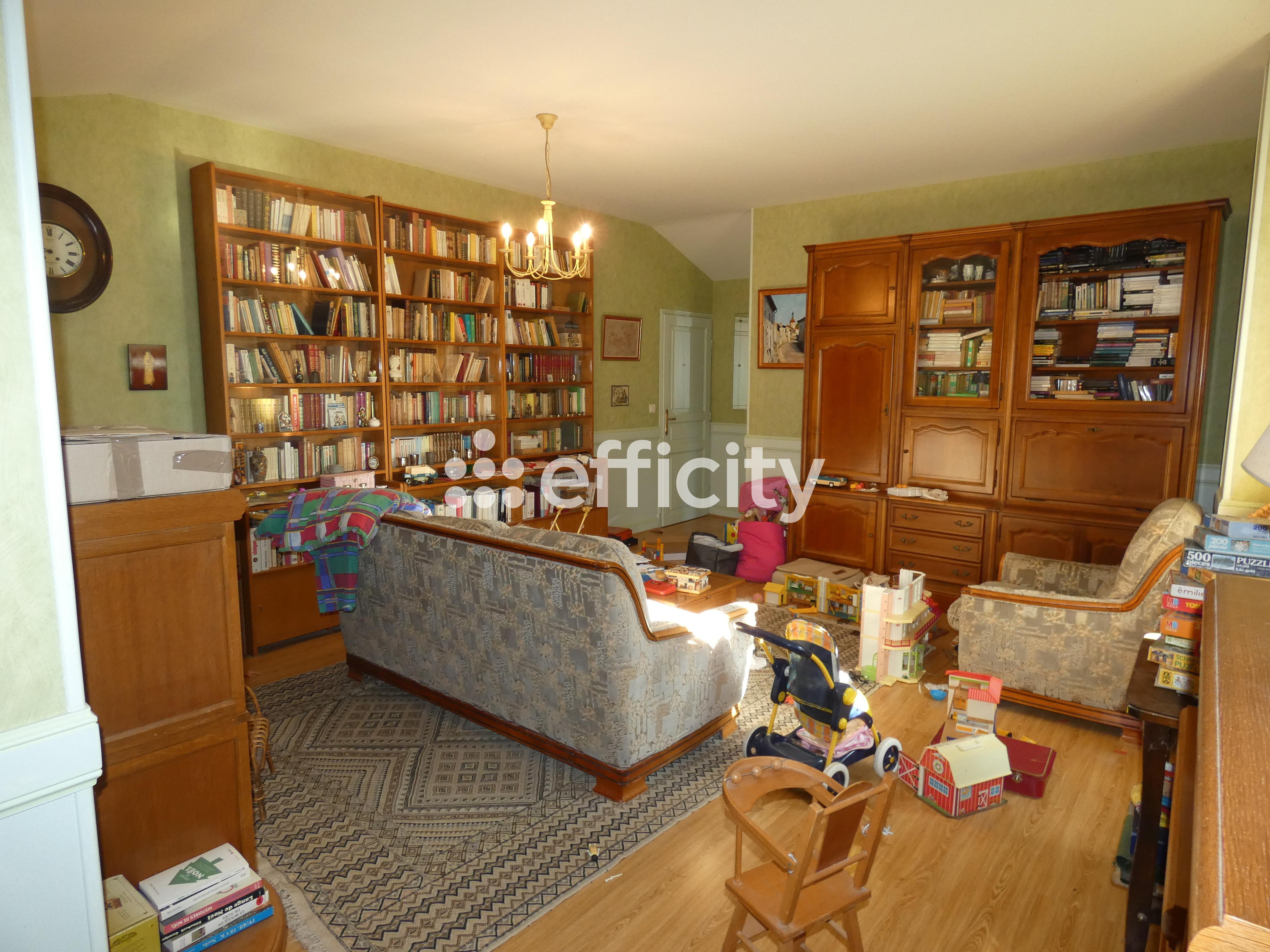 Achat immobilier Maison 10 pièces  307m2 à Charroux (03140) - Photo n°13