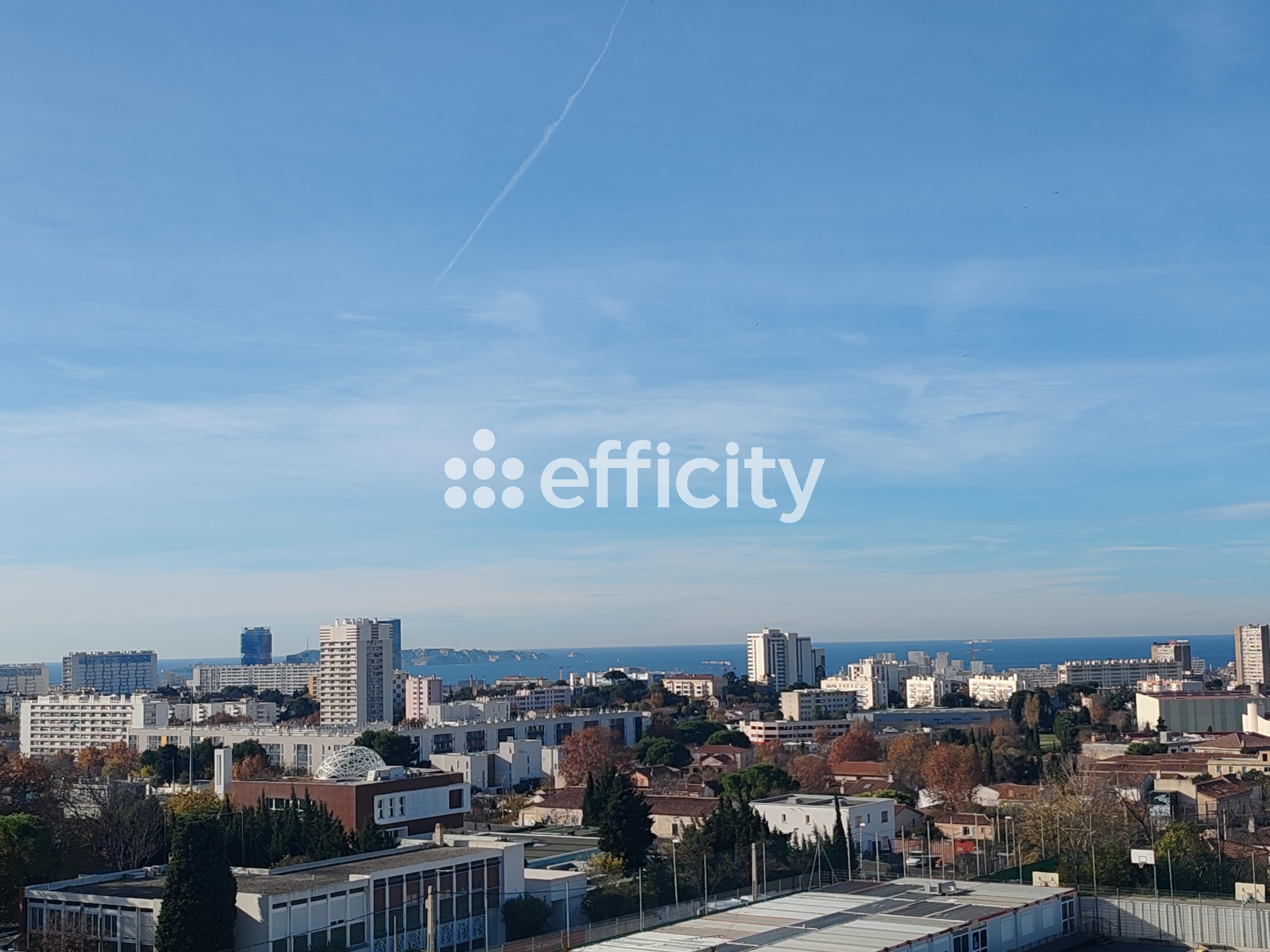 Appartement 3 pièces 63 m² · à Marseille · 63 m² · 52 000 €